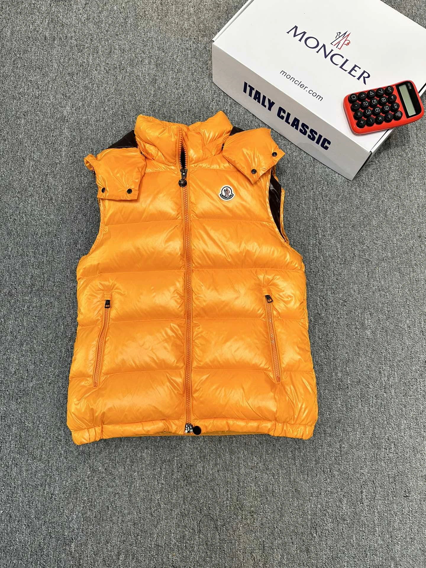 Moncler Down Jackets FastDry 146318