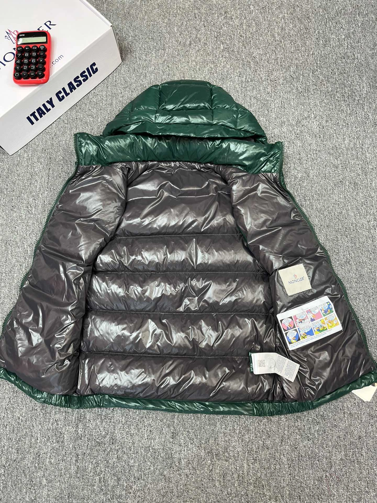 Moncler Down Jackets FastDry 146318