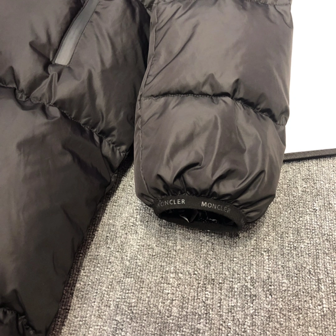 Moncler Down Jackets WrinkleFree 146316
