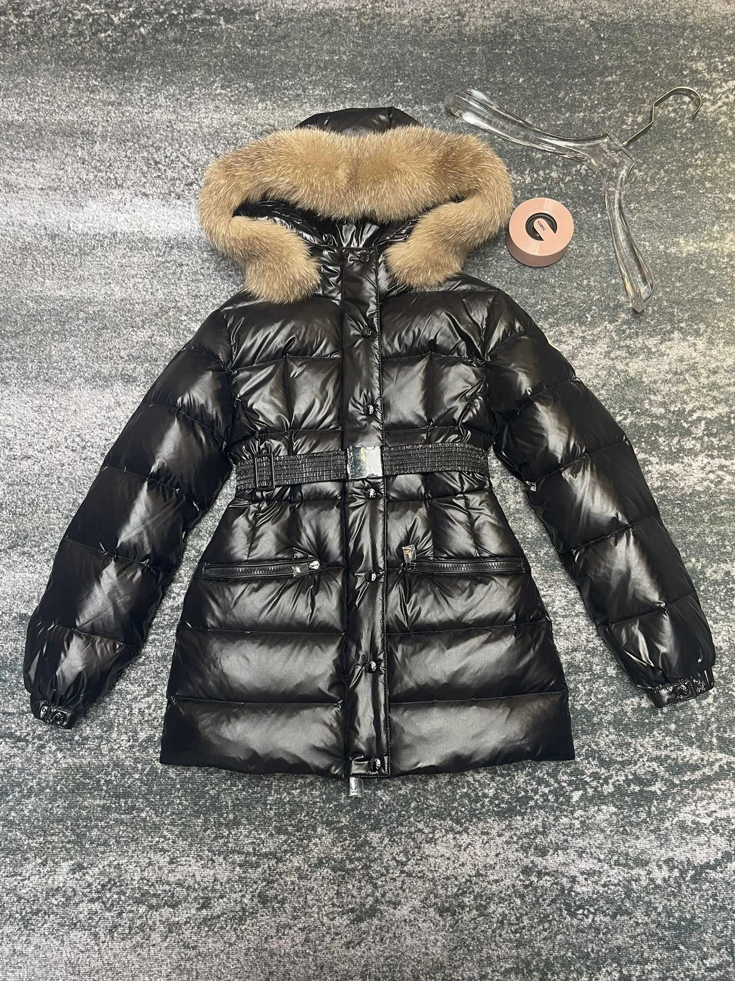 Moncler Down Jackets WeatherProof 146312
