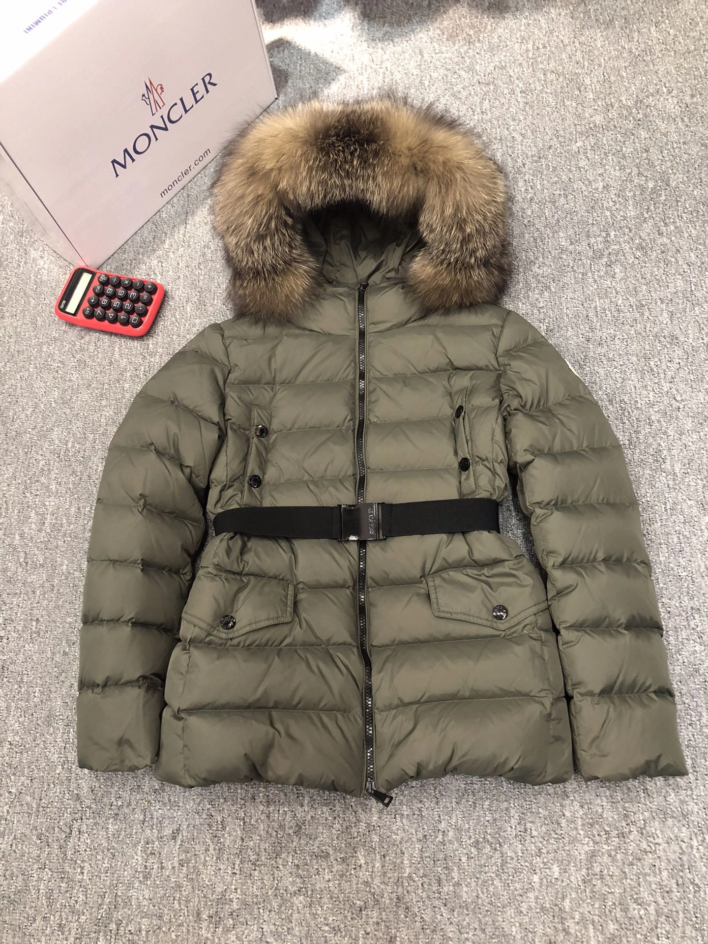 Moncler Down Jackets TravelReady 146307