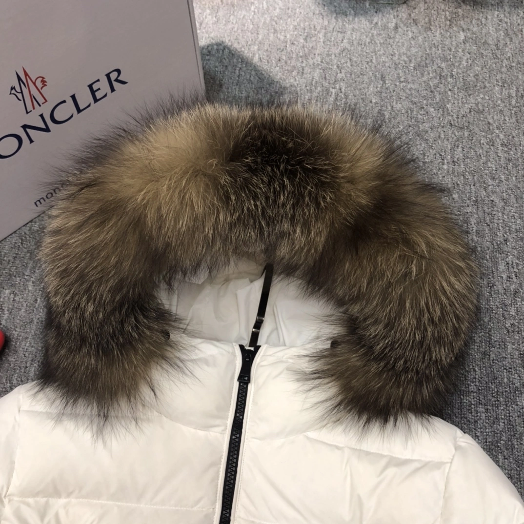 Moncler Down Jackets OdorResistant 146300
