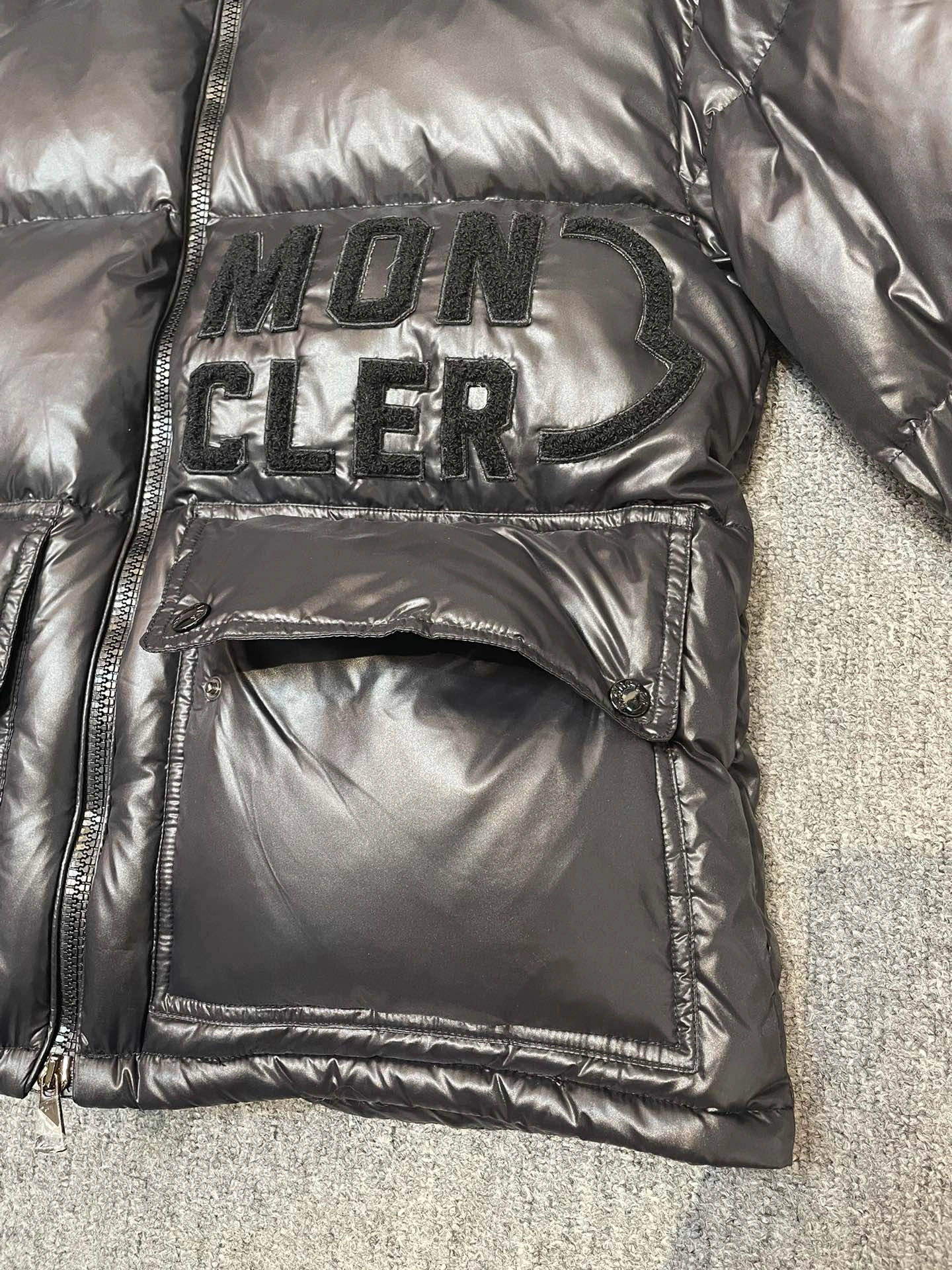 Moncler Down Jackets Modern 146290