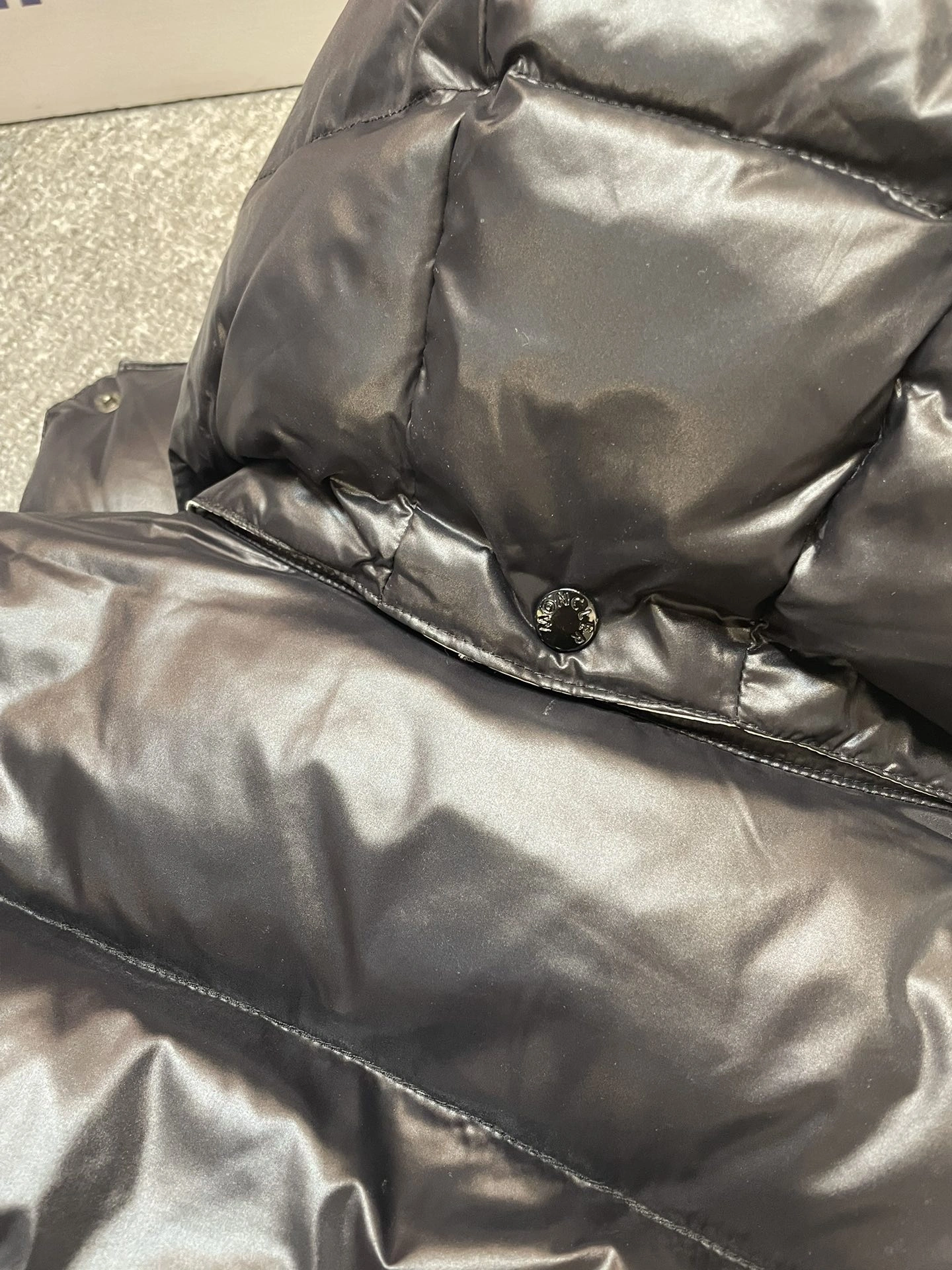 Moncler Down Jackets Modern 146290