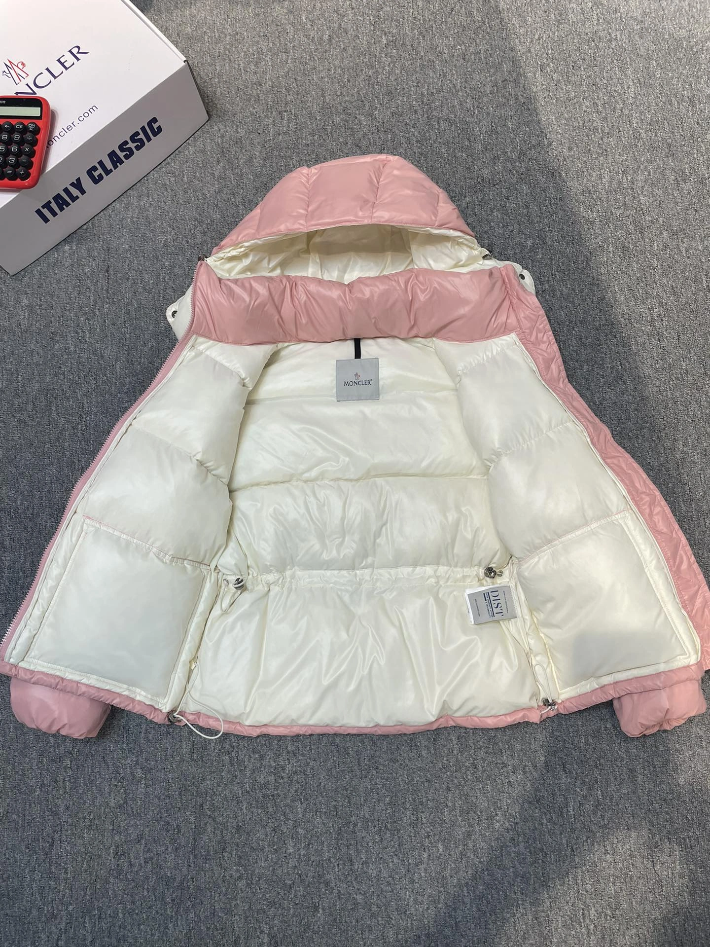 Moncler Down Jackets WeatherProof 146291