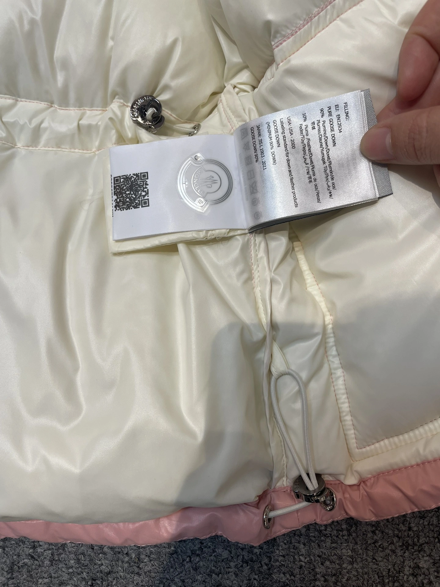 Moncler Down Jackets WeatherProof 146291