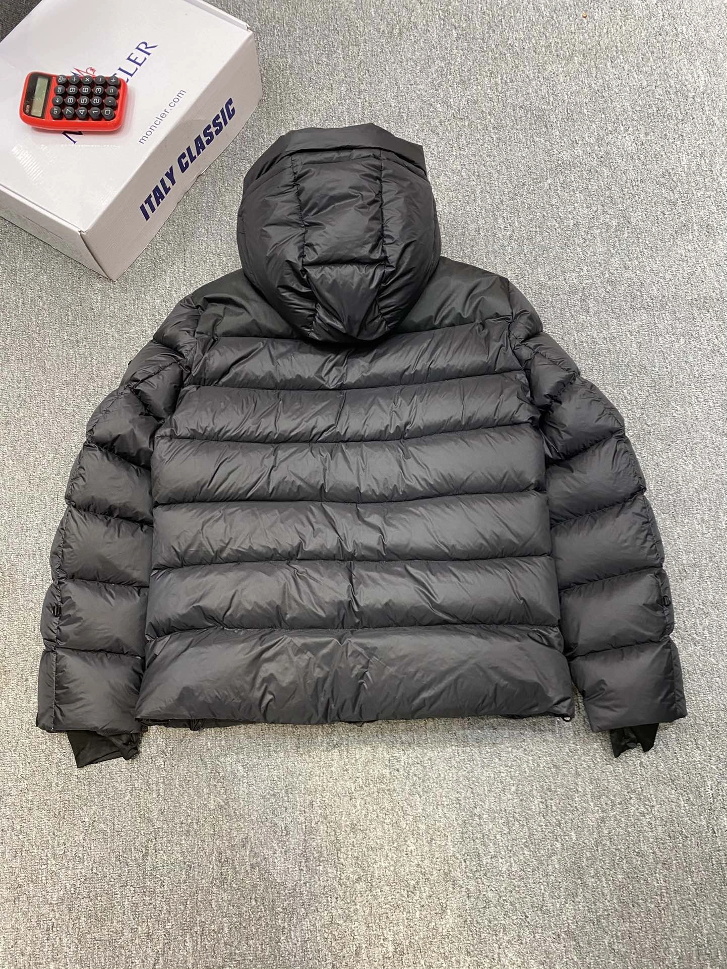 Moncler Down Jackets WellDesigned 146298