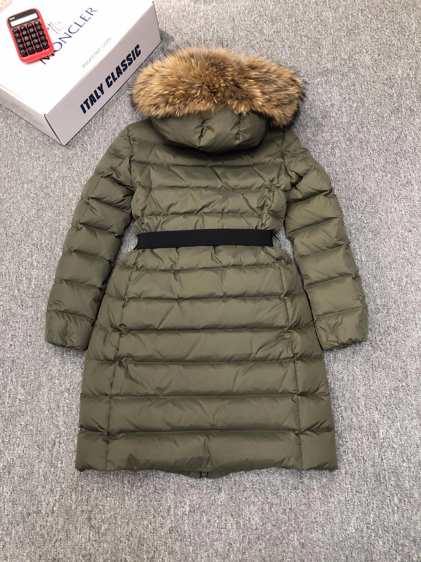 Moncler Down Jackets Snug 146297
