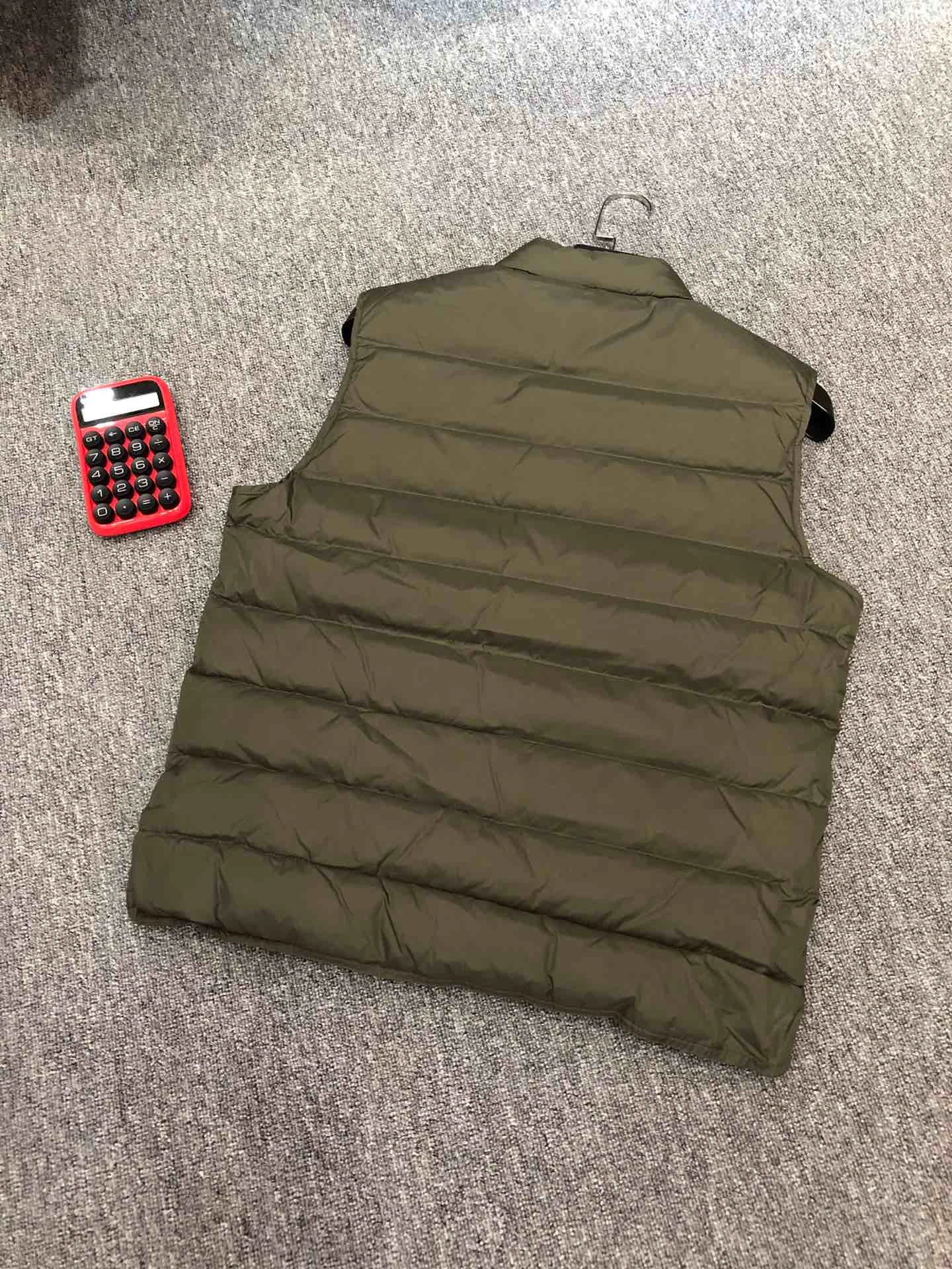 Moncler Down Jackets StreetReady 146302