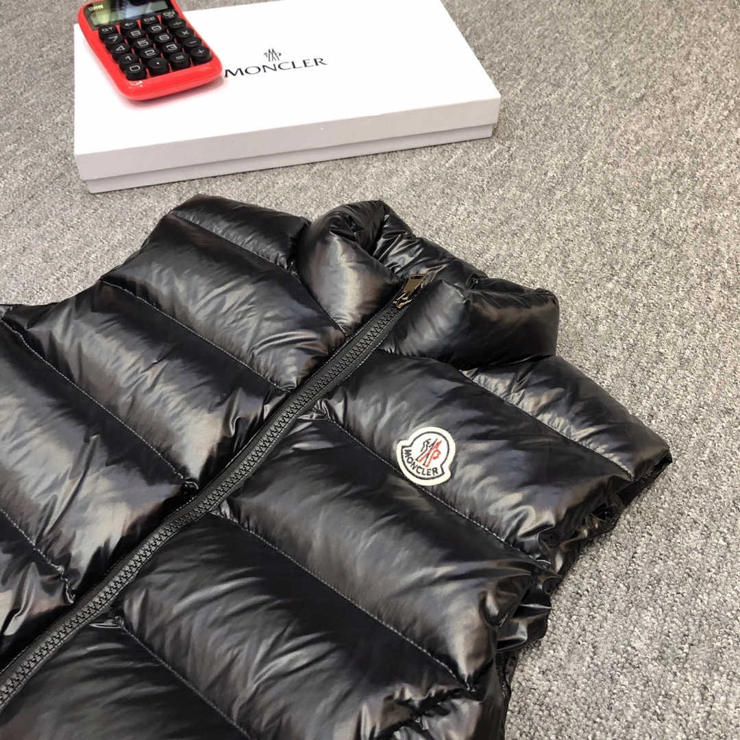 Moncler Down Jackets Functional 146294