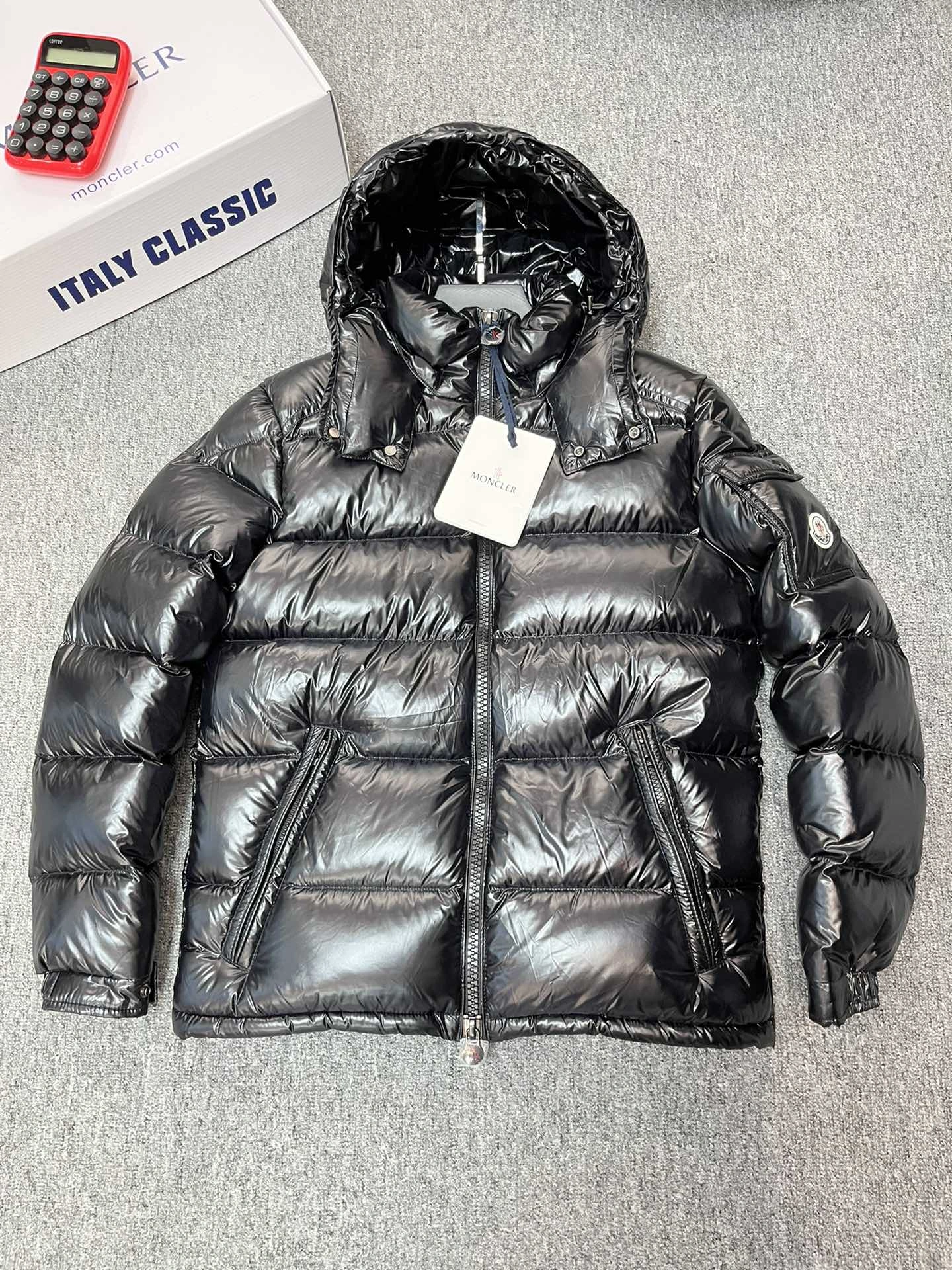 Moncler Down Jackets StreetReady 146348