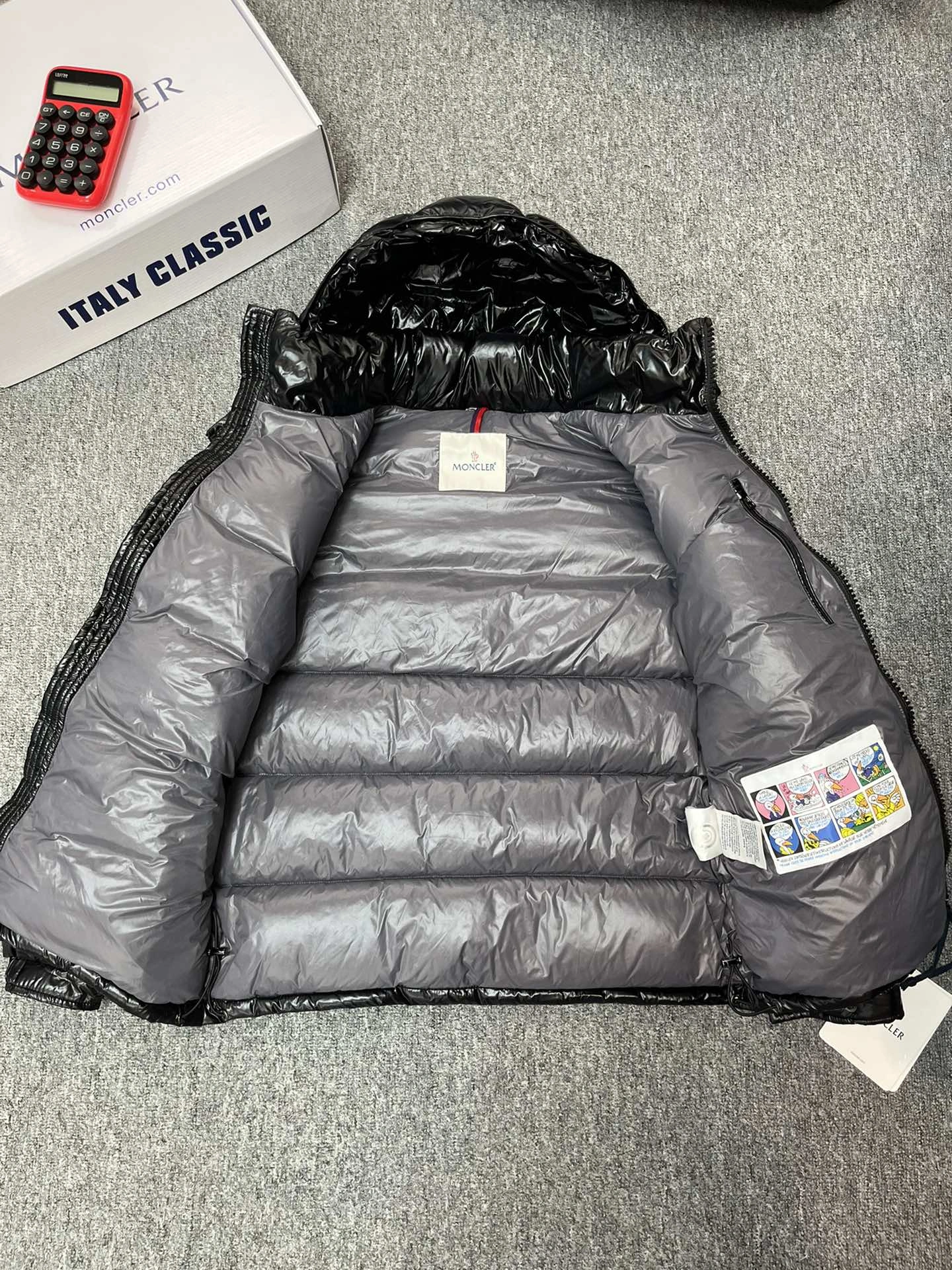 Moncler Down Jackets StreetReady 146348