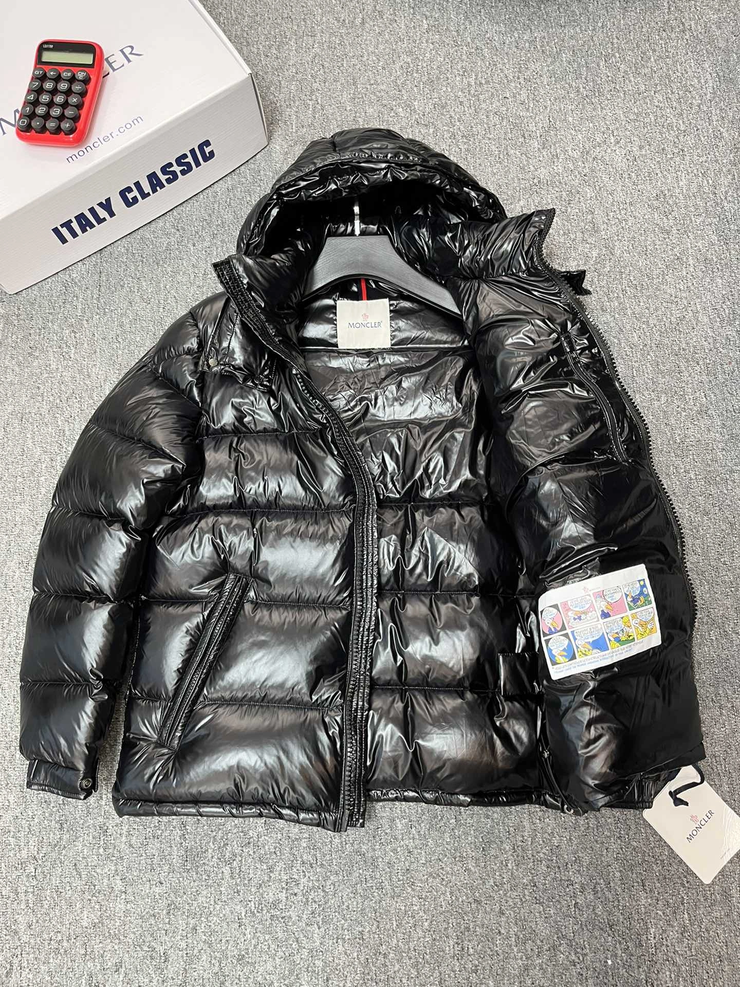 Moncler Down Jackets Bright 146287