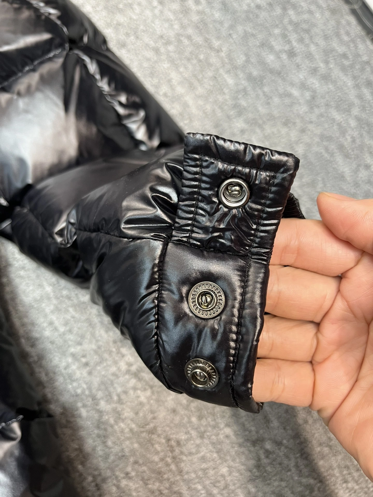 Moncler Down Jackets Bright 146287