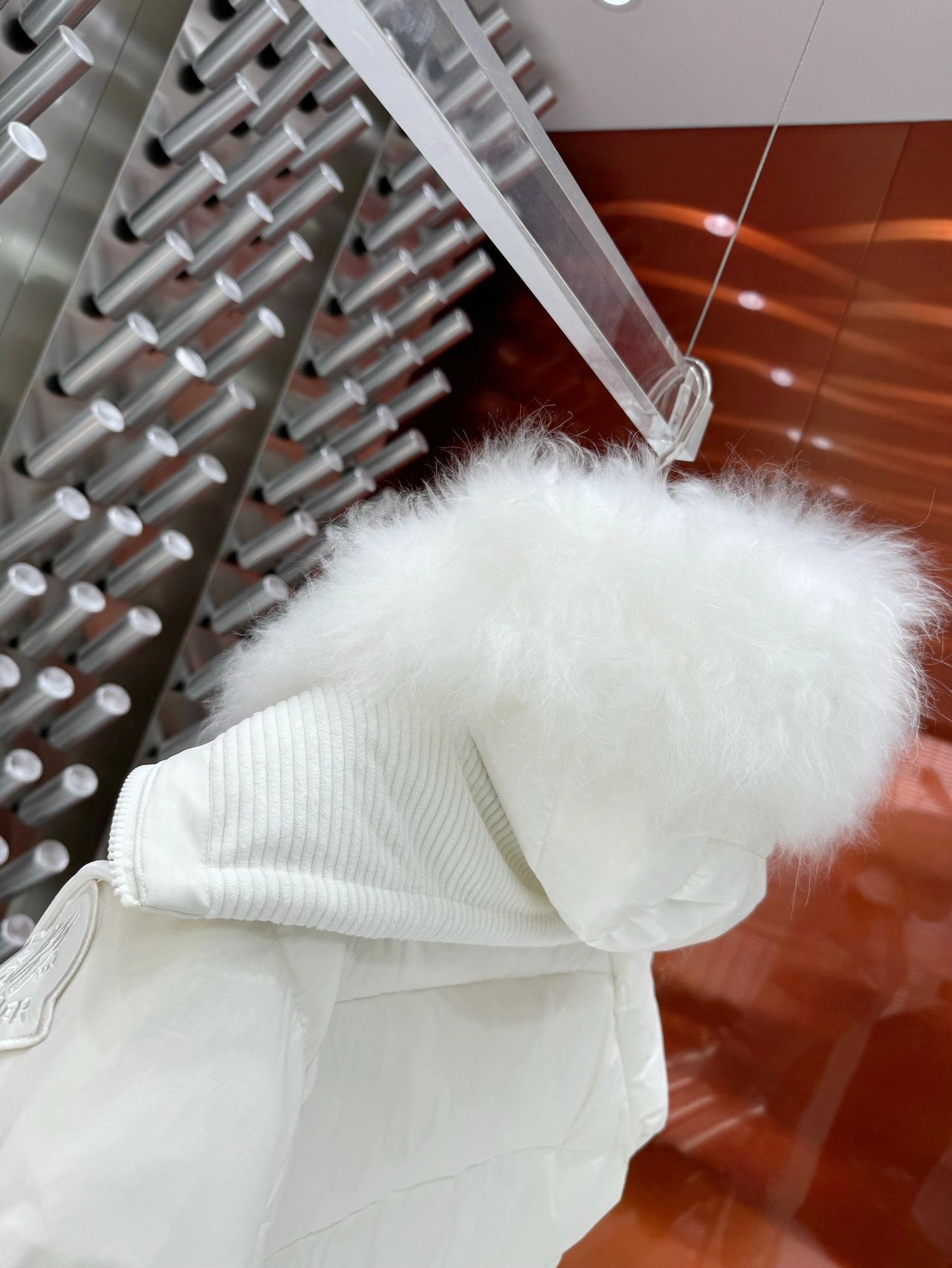 Moncler Down Jackets Compact 146305