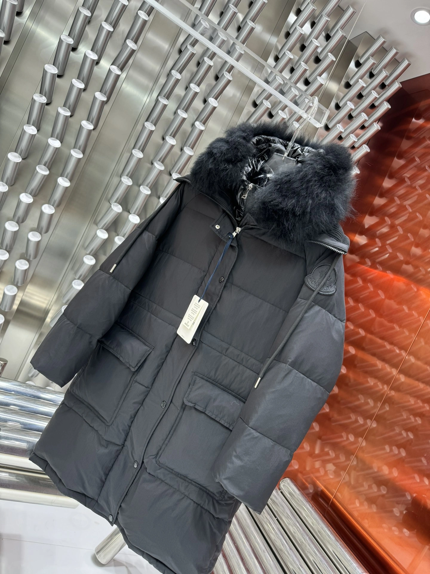 Moncler Down Jackets Minimalist 146280