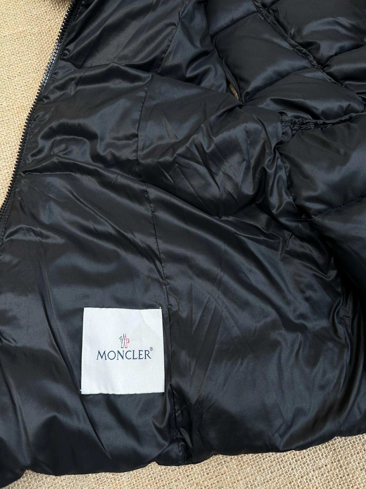 Moncler Down Jackets Packable 146277