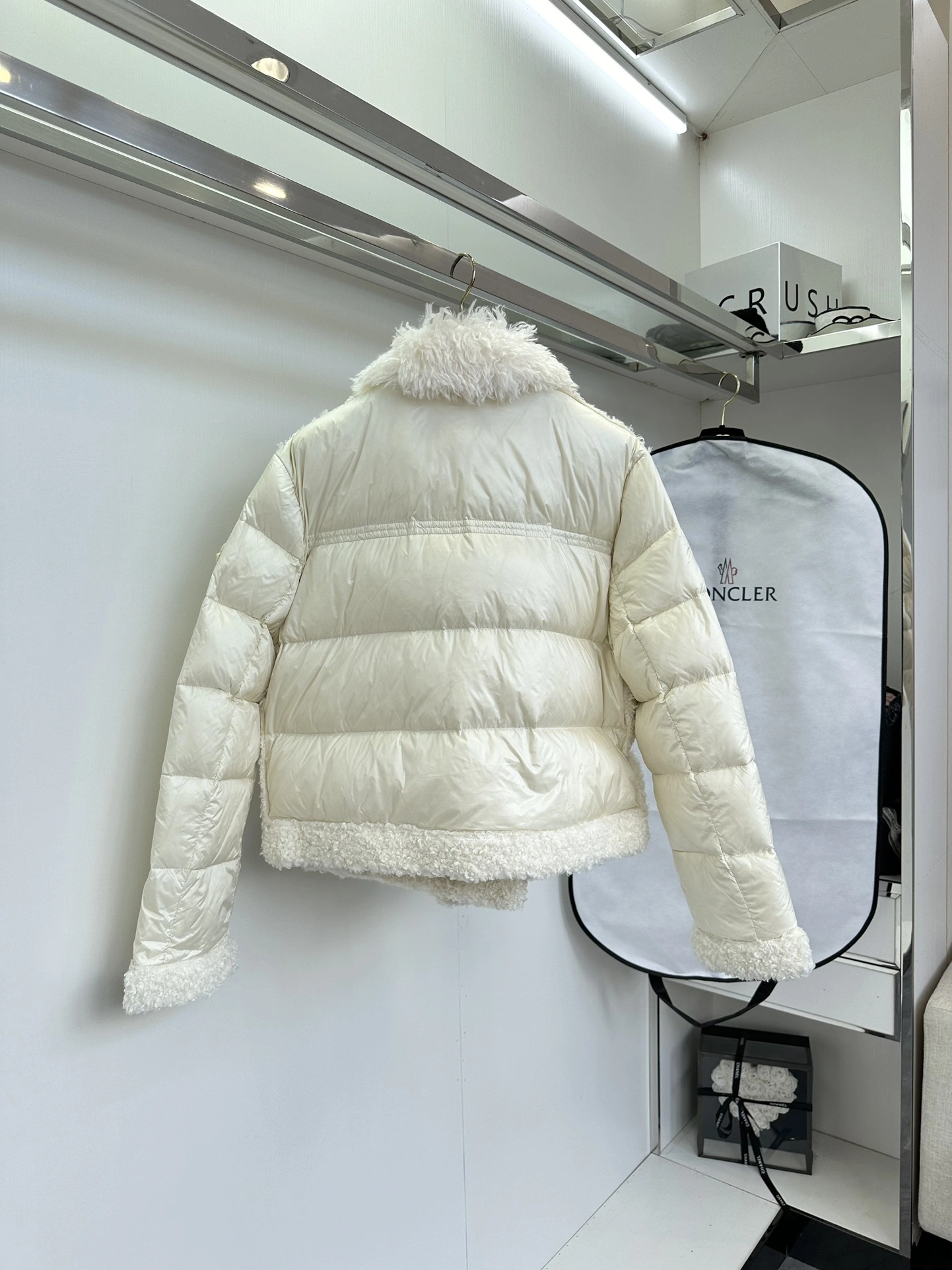 Minimalist Moncler Down Jackets 146288