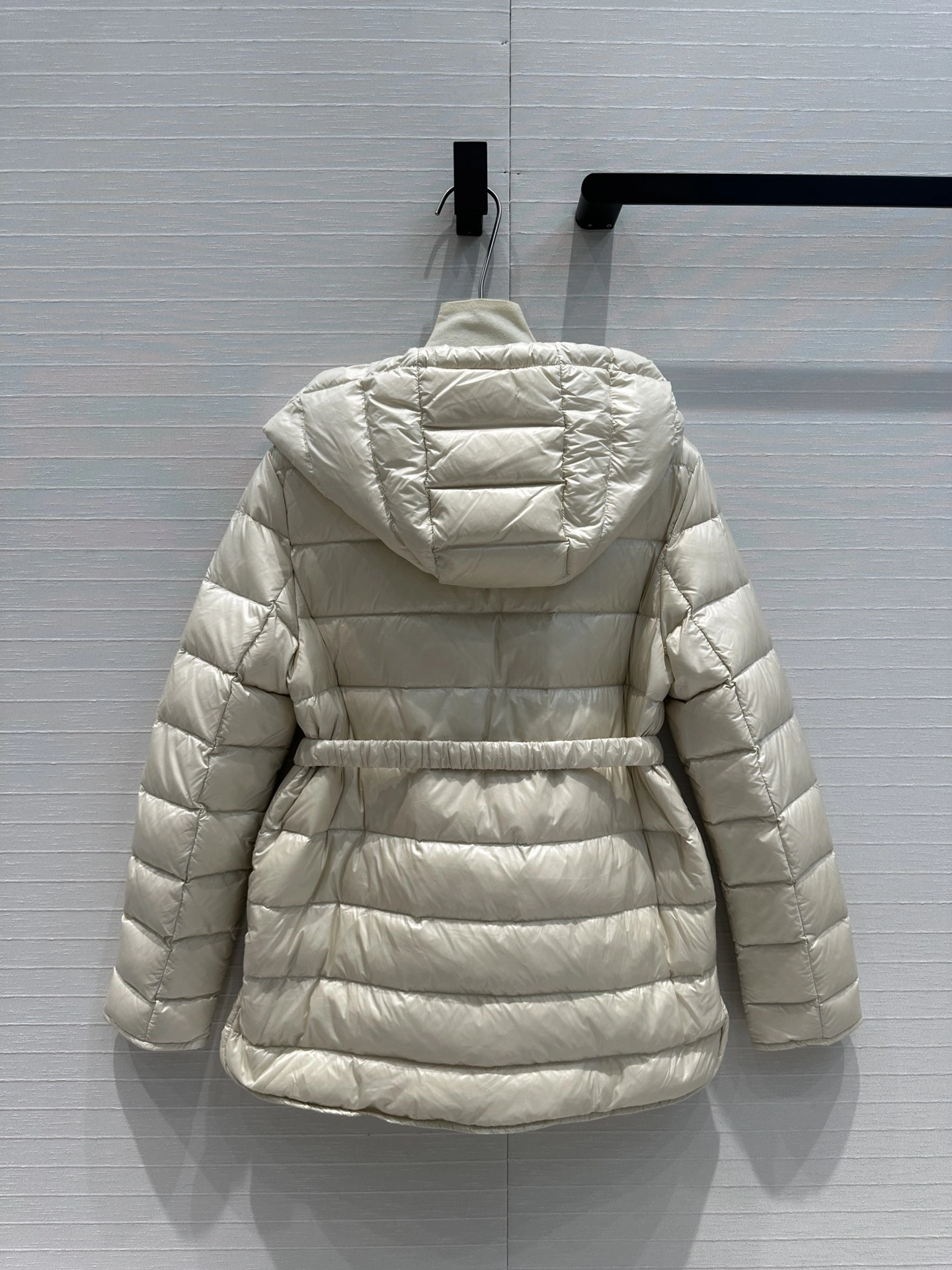 RelaxedFit Moncler Down Jackets 146275
