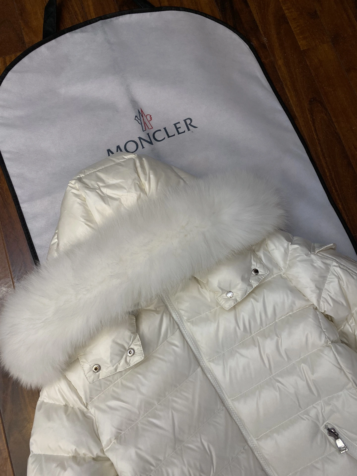 Moncler Down Jackets Refined 146276