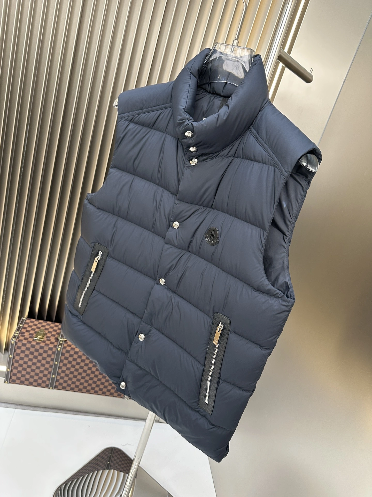 Moncler Down Jackets Efficient 146282