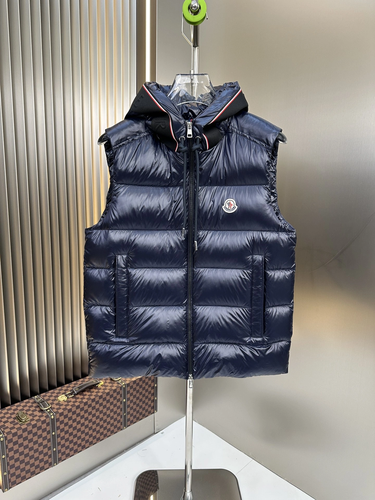 Moncler Down Jackets Affordable 146306