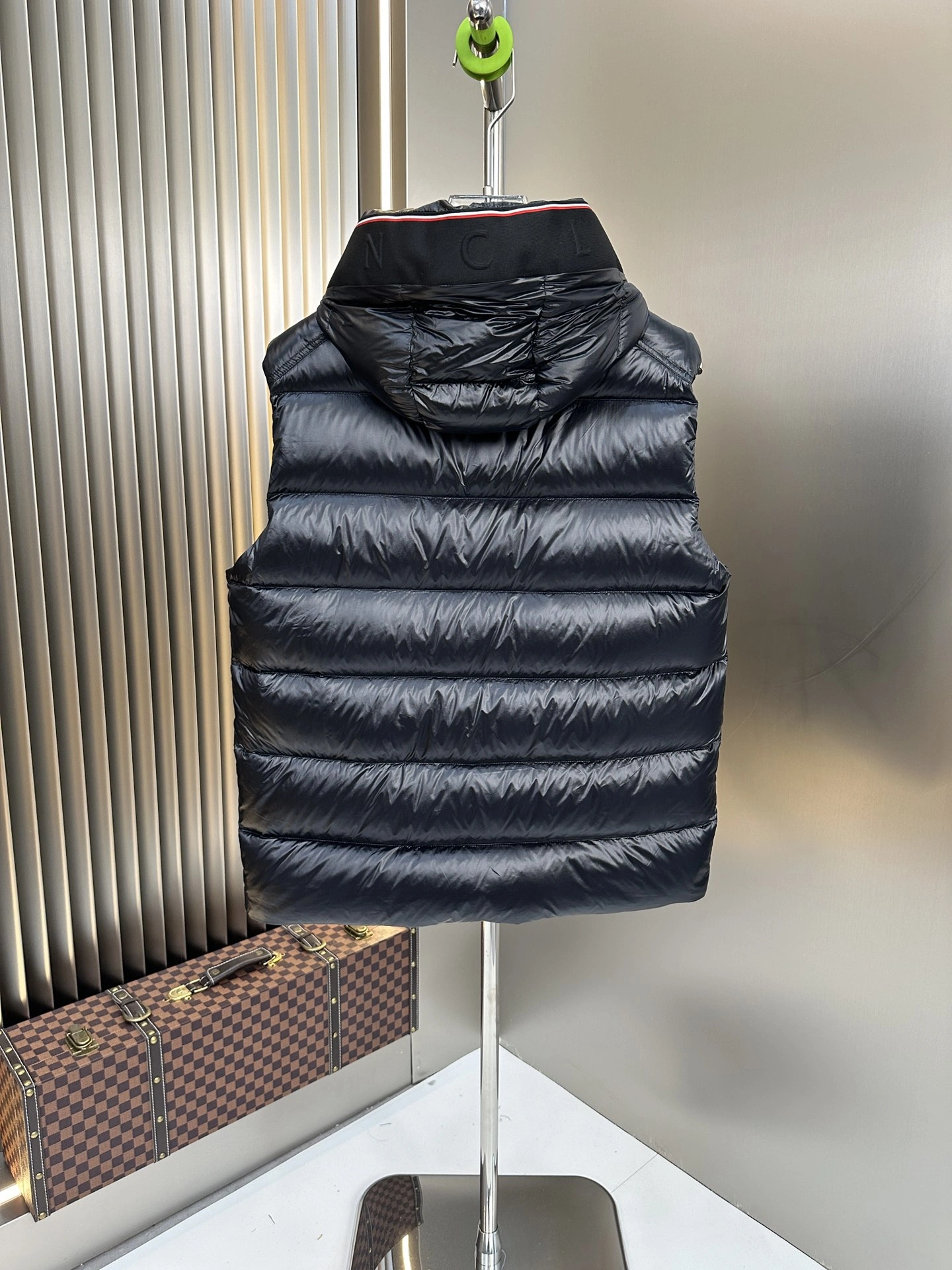 Moncler Down Jackets Affordable 146306