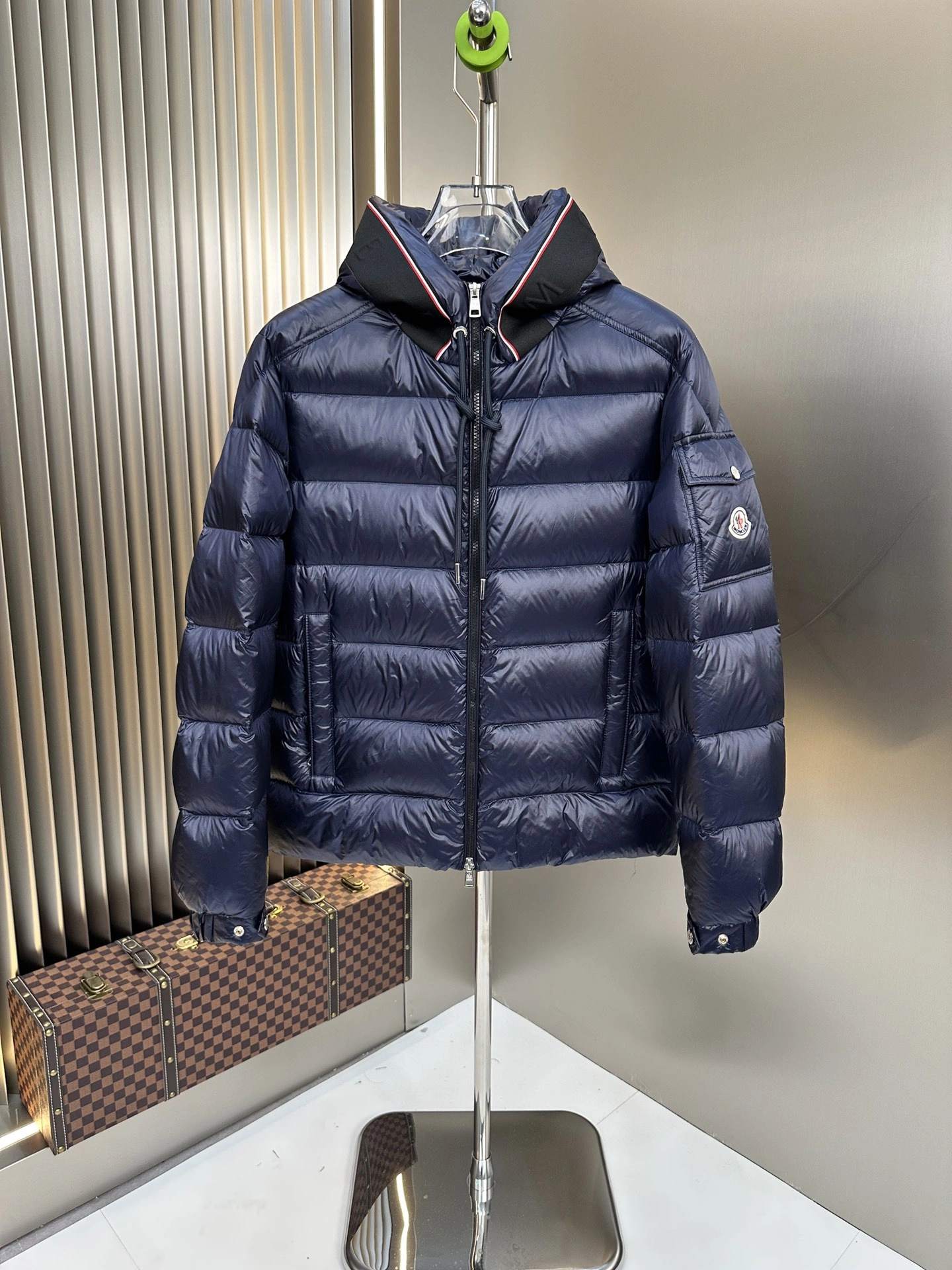 Upgraded Moncler Down Jackets 146301