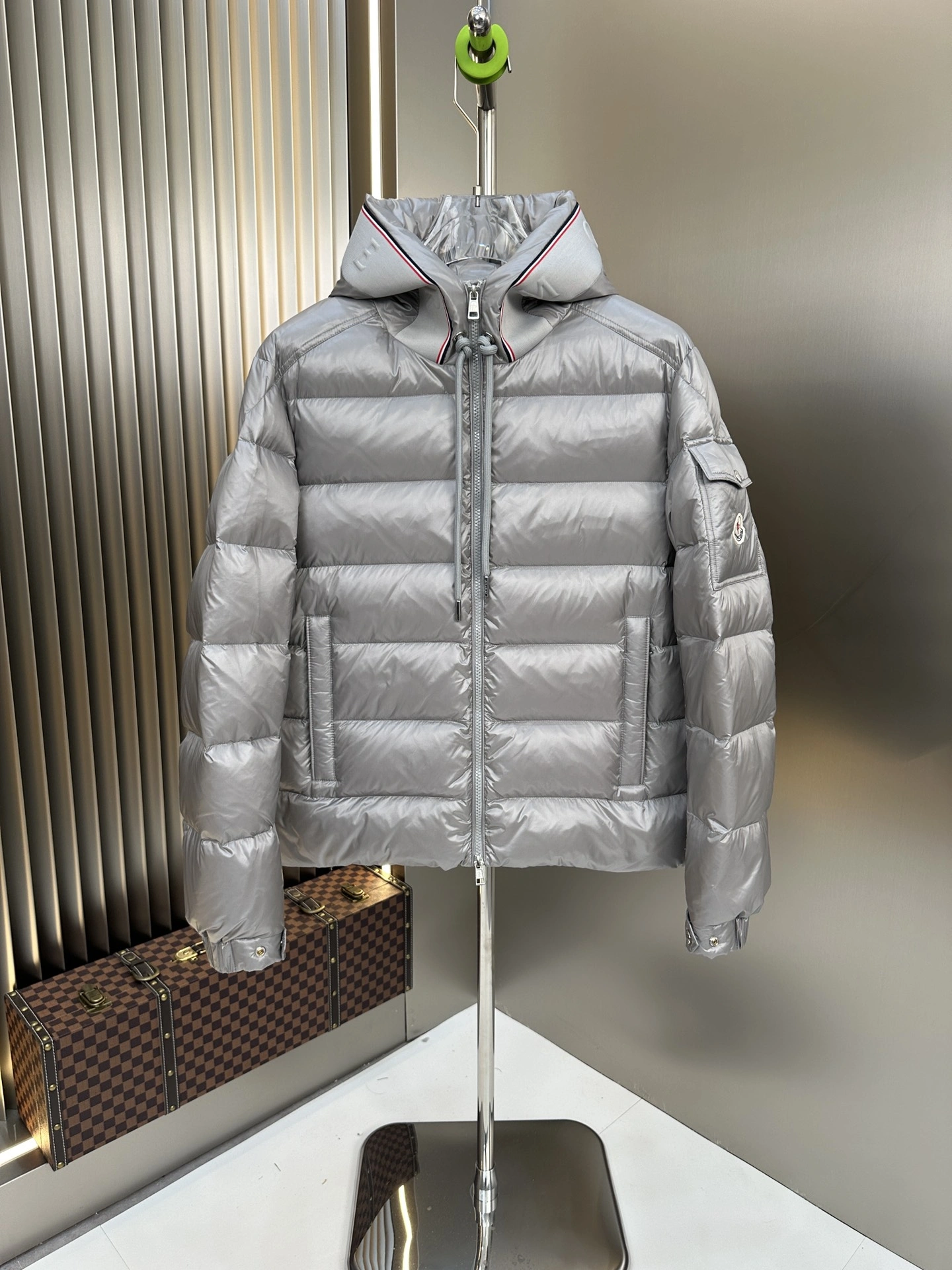 Upgraded Moncler Down Jackets 146301