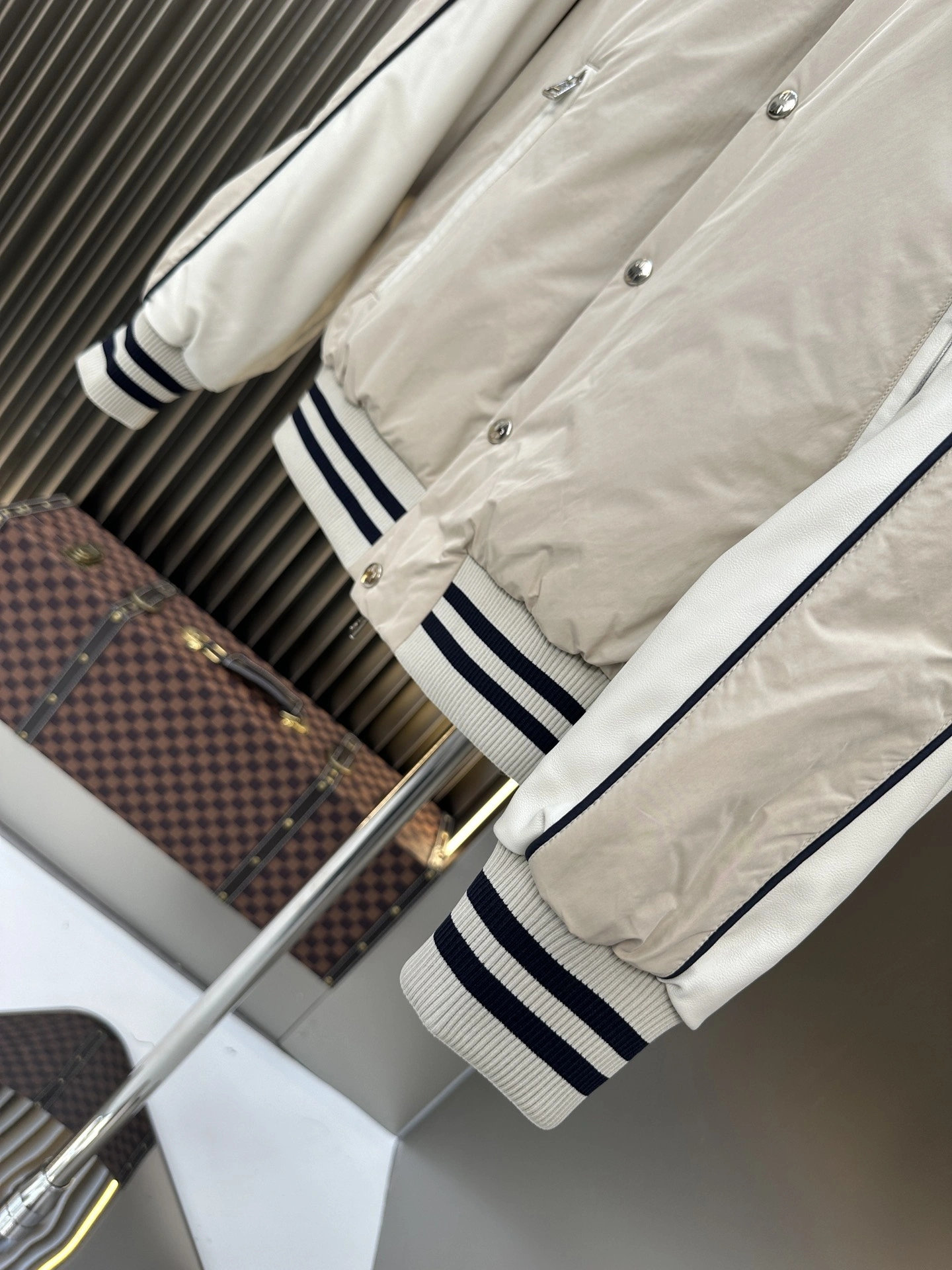 Moncler Down Jackets Efficient 146273
