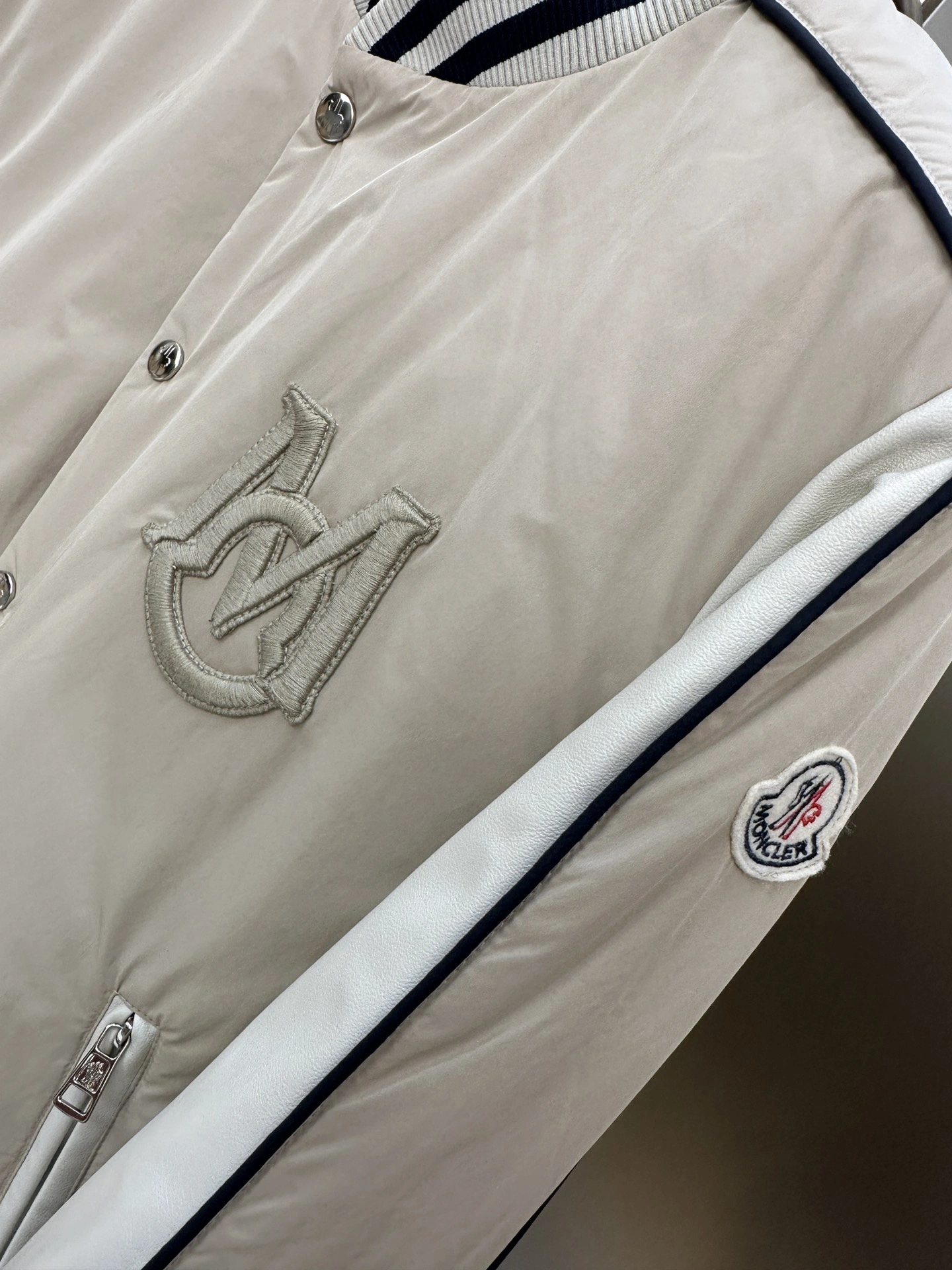 Moncler Down Jackets Efficient 146273