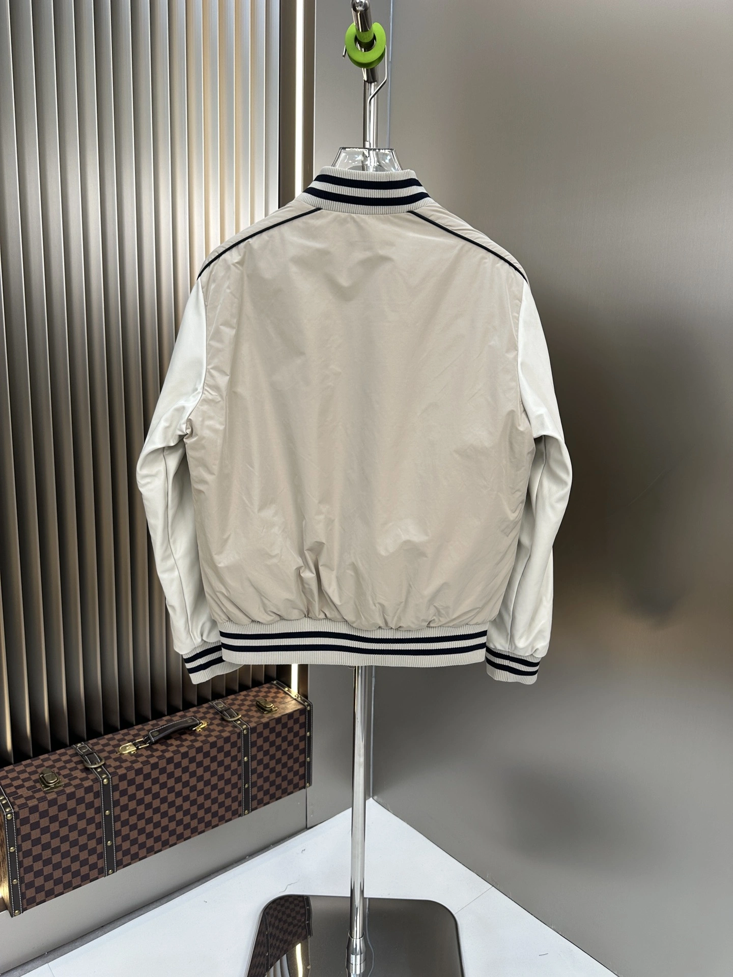 Moncler Down Jackets Efficient 146273
