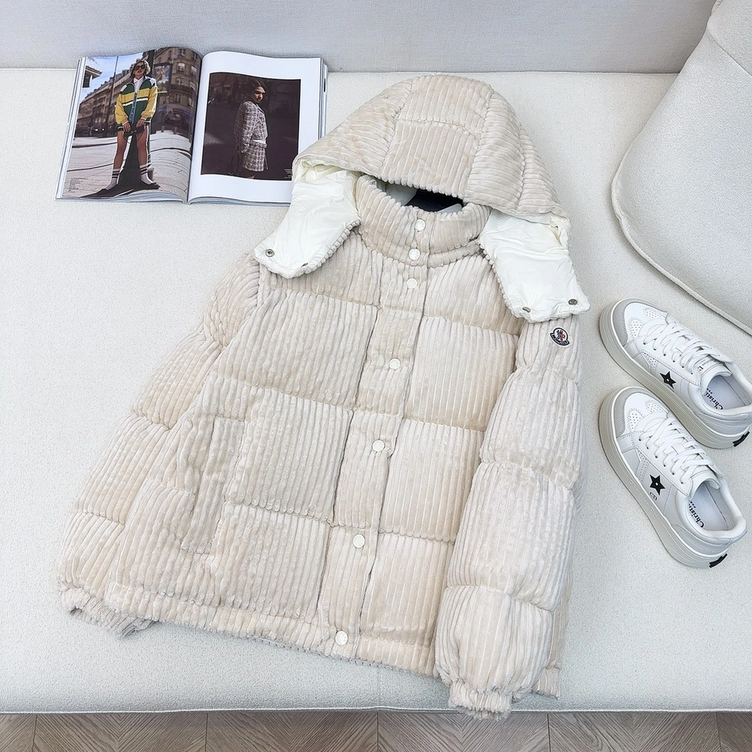 Moncler Down Jackets NewStyle 146271