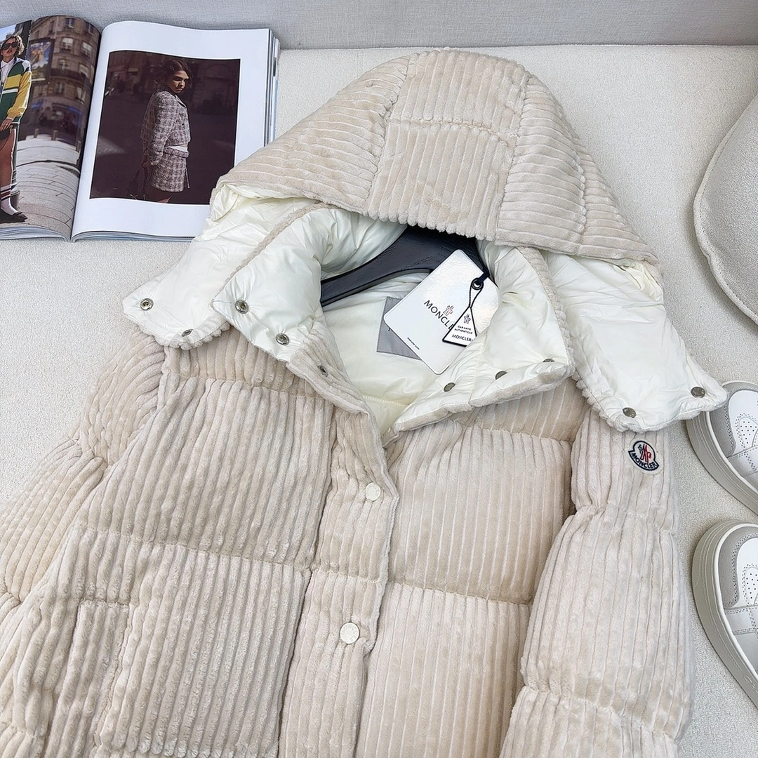 Moncler Down Jackets NewStyle 146271