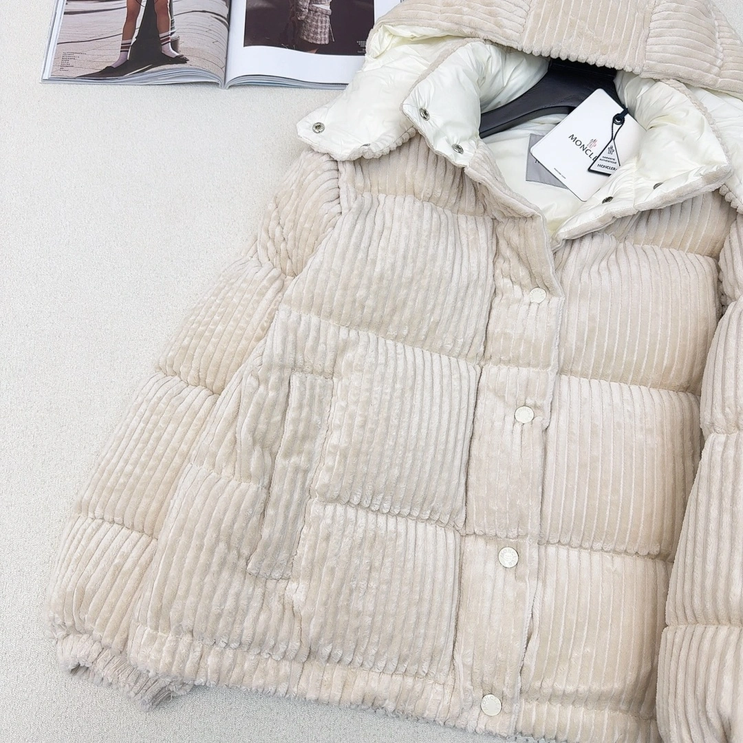 Moncler Down Jackets NewStyle 146271