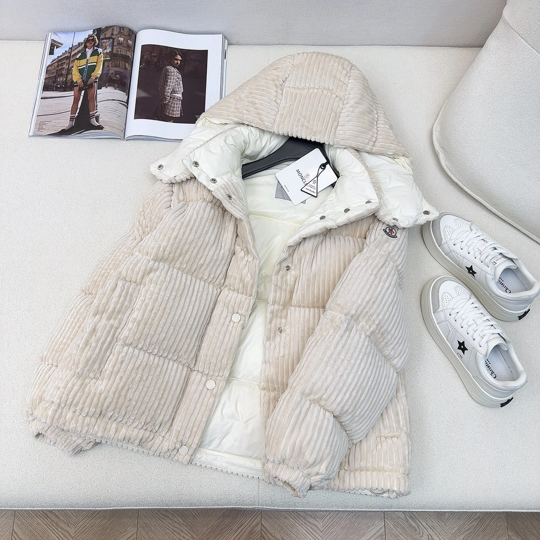 Moncler Down Jackets NewStyle 146271