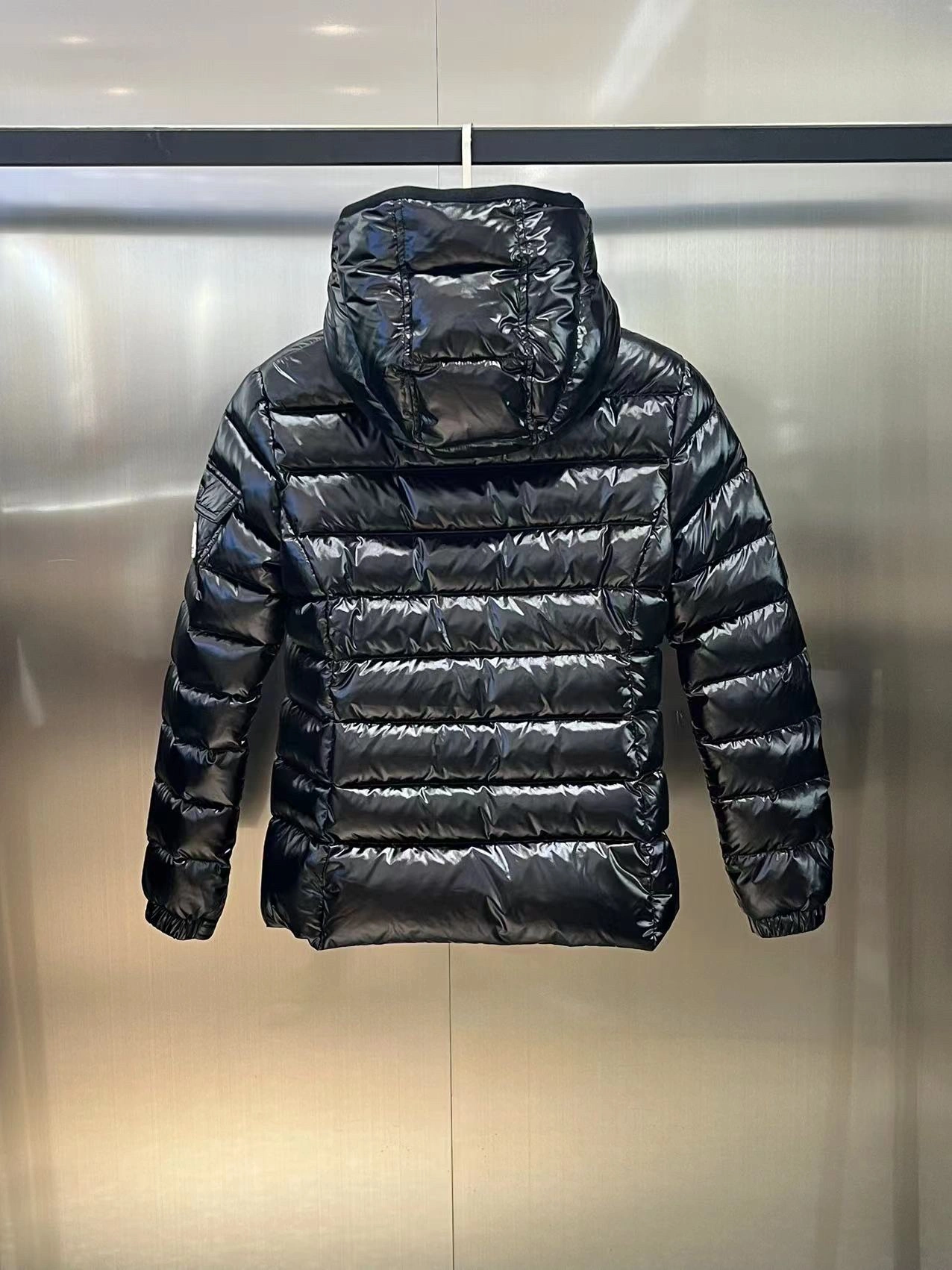Moncler Down Jackets Practical 146269