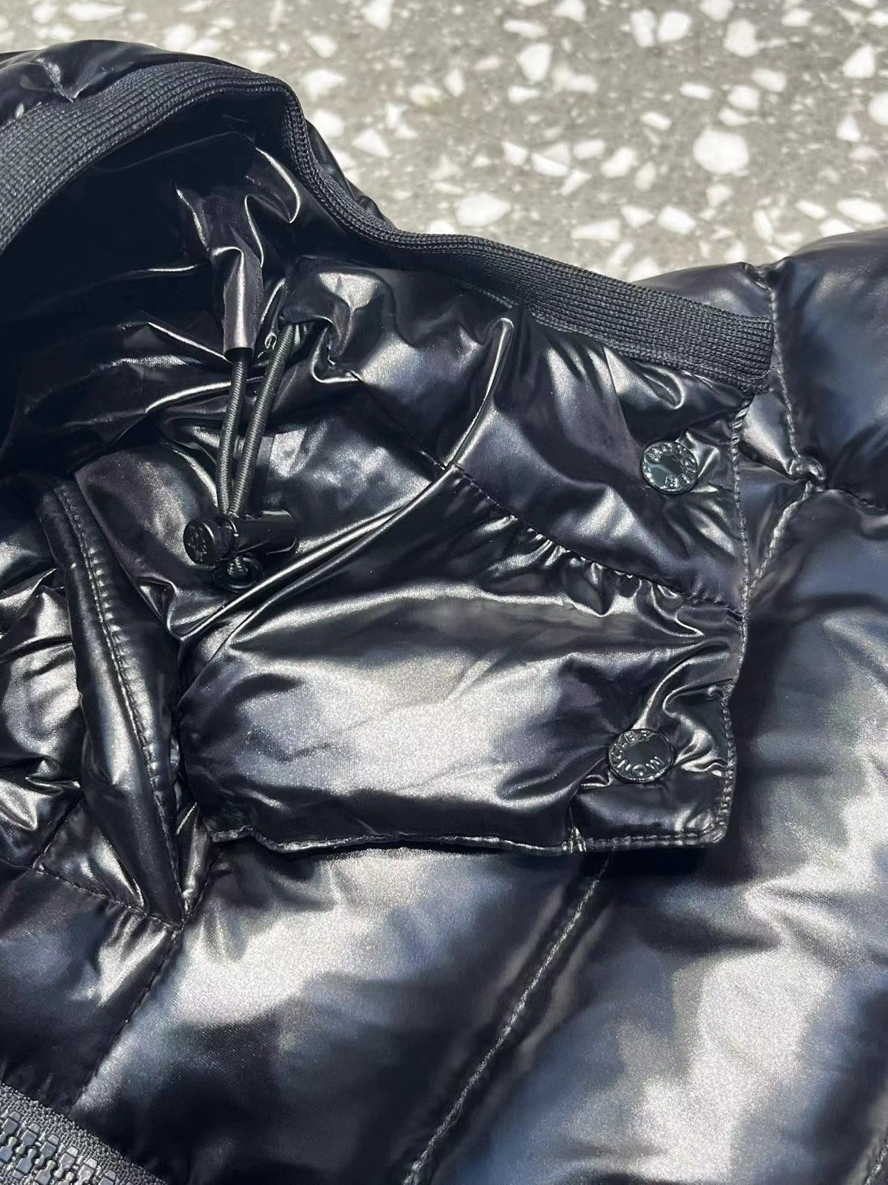 Moncler Down Jackets Practical 146269
