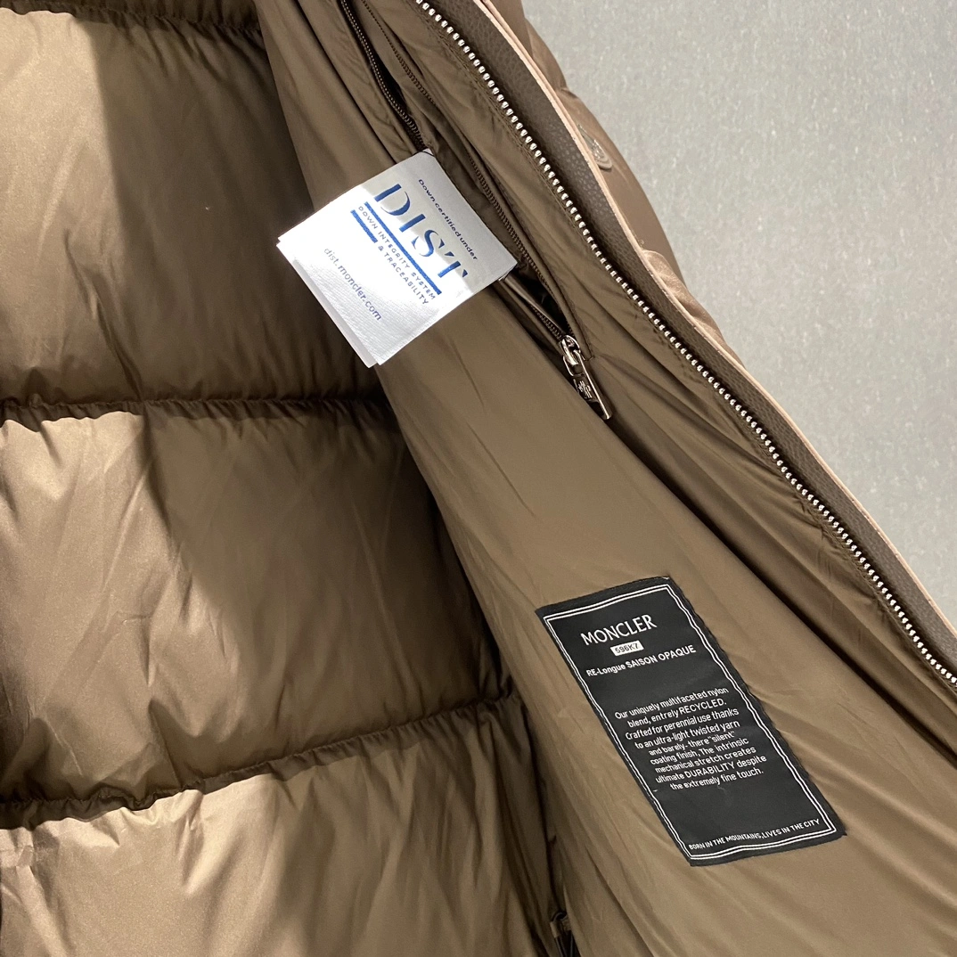 Moncler Down Jackets EasyCare 146265