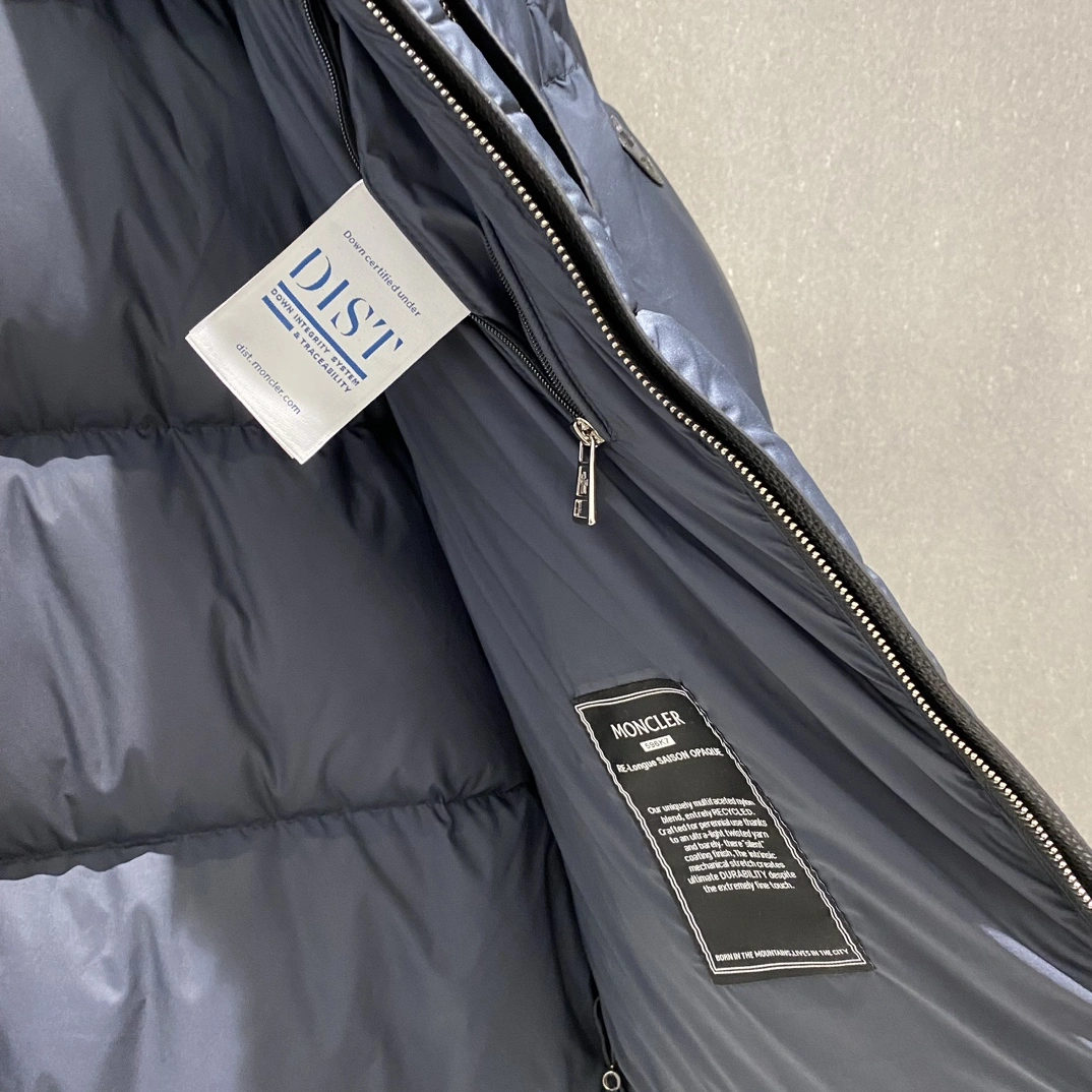 Refined Moncler Down Jackets 146267