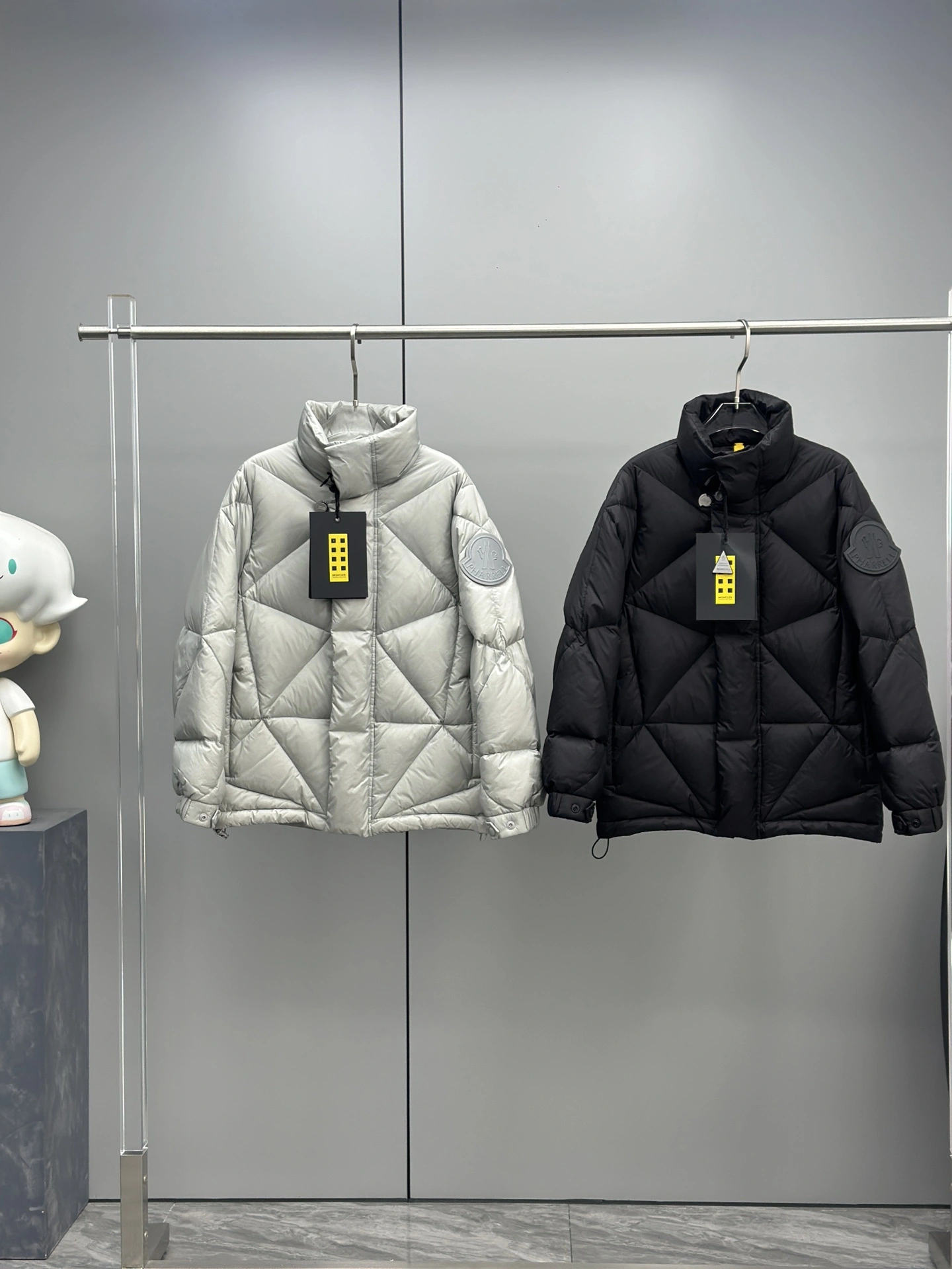 Comfortable Moncler Down Jackets 146264