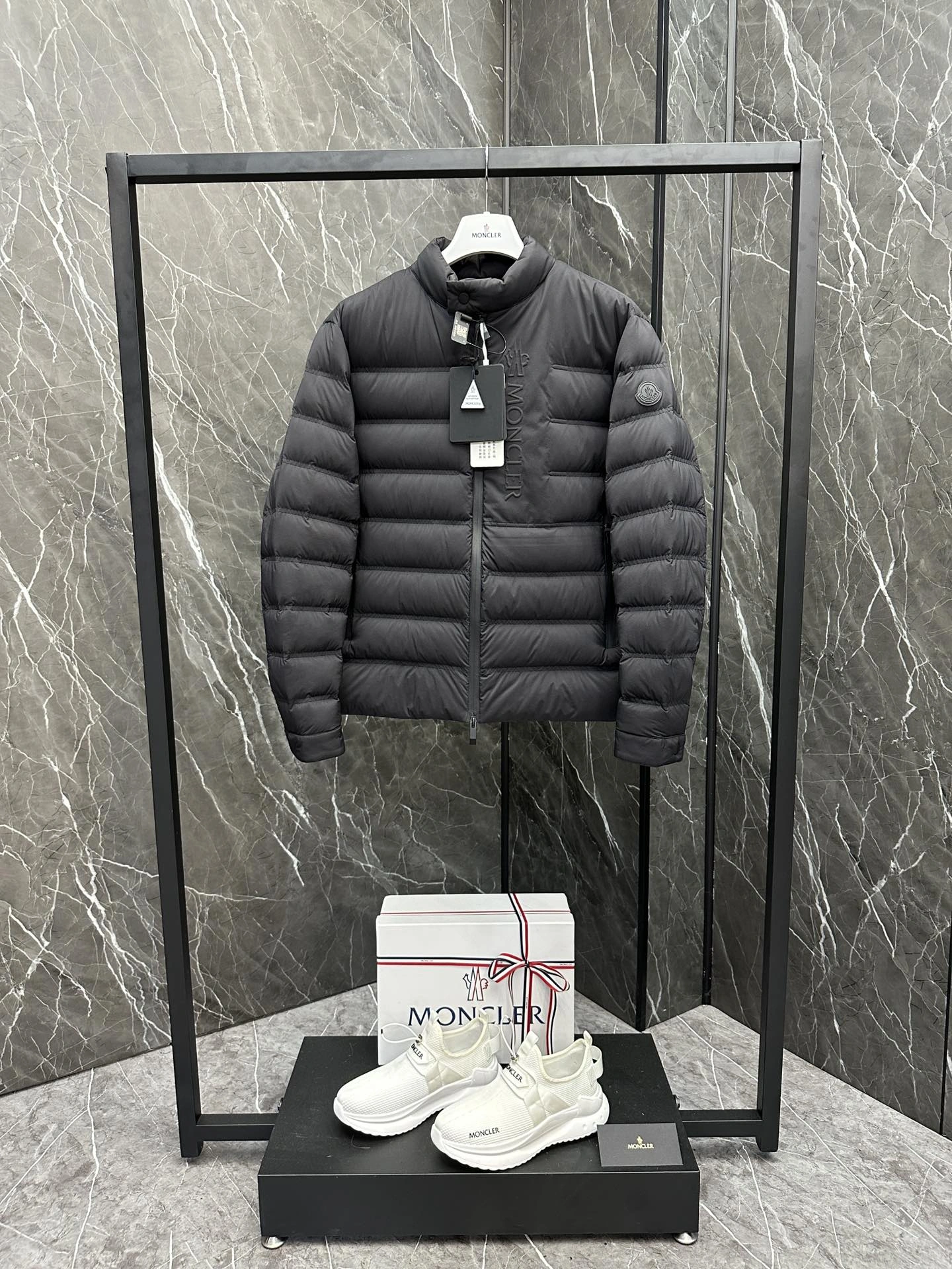 Moncler Down Jackets DailyWear 146259