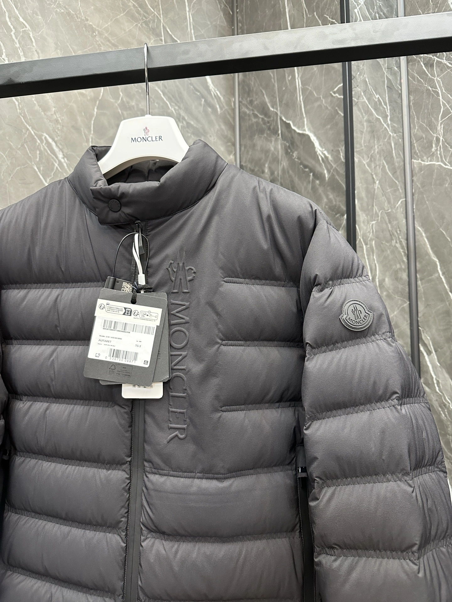 Moncler Down Jackets DailyWear 146259