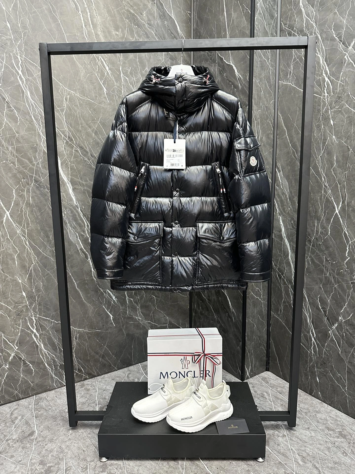 Premium Moncler Down Jackets 146253