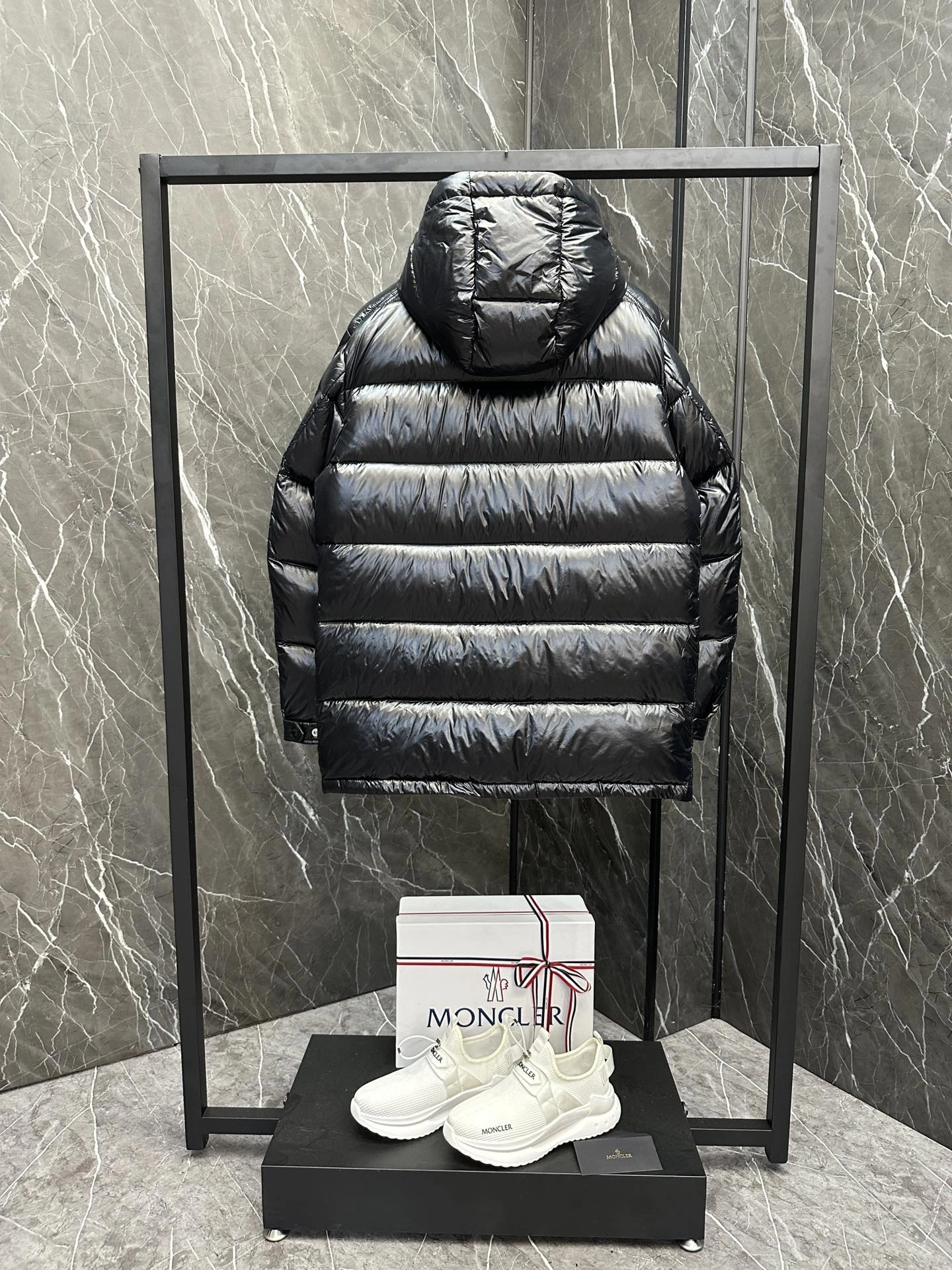 Premium Moncler Down Jackets 146253