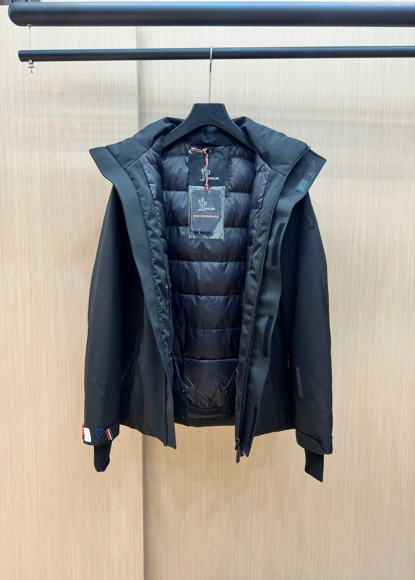 MultiPurpose Moncler Down Jackets 146256