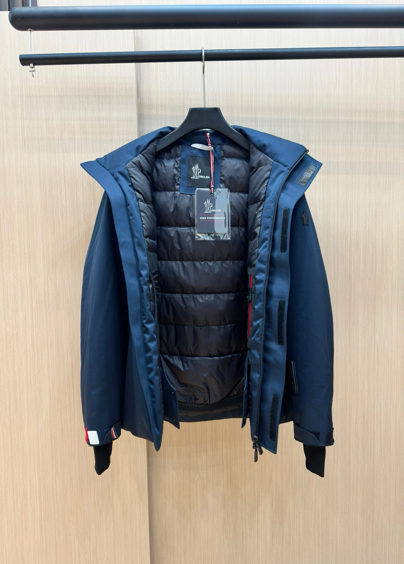 Moncler Down Jackets GoodFit 146254