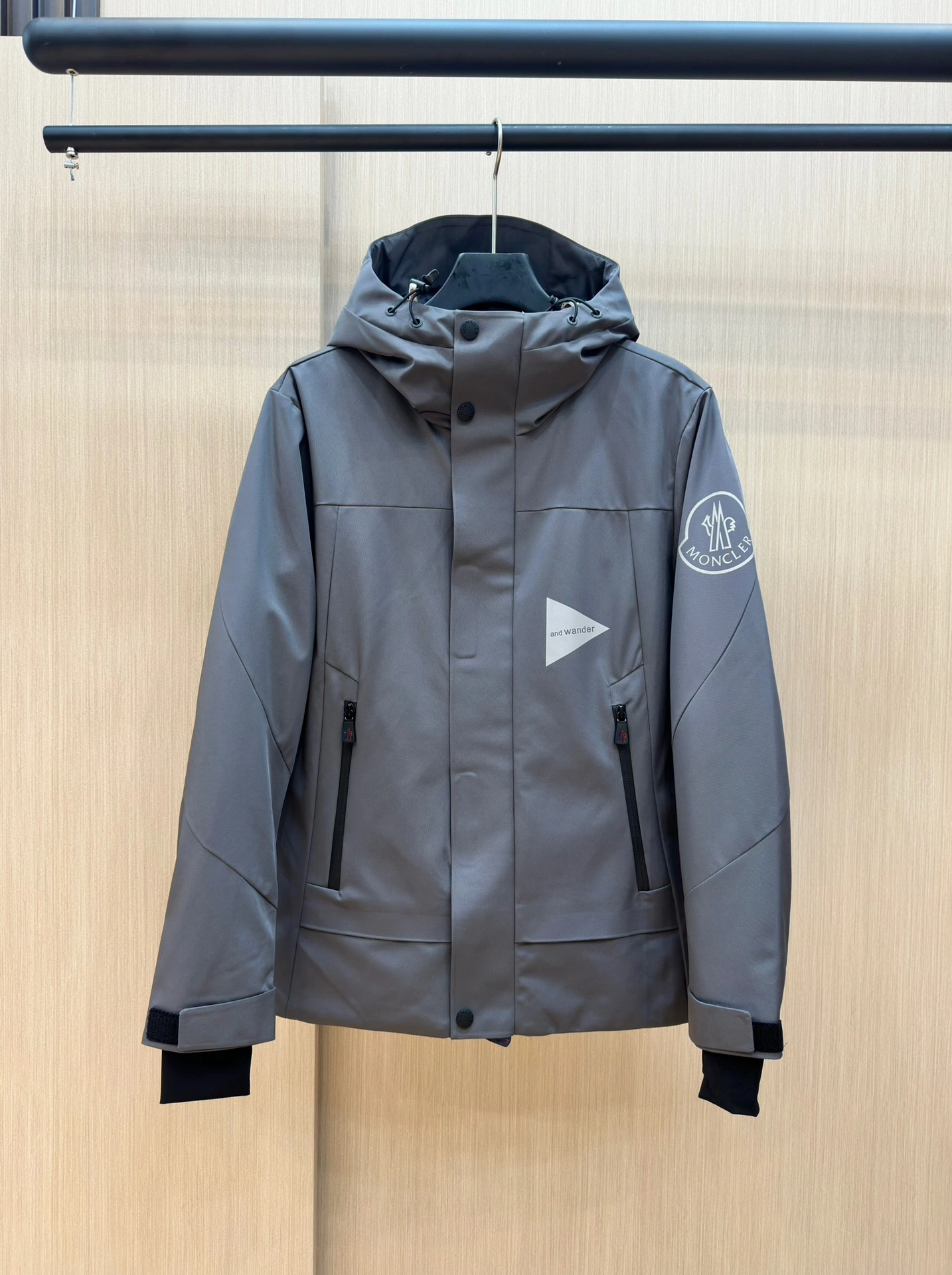 Comfortable Moncler Down Jackets 146263