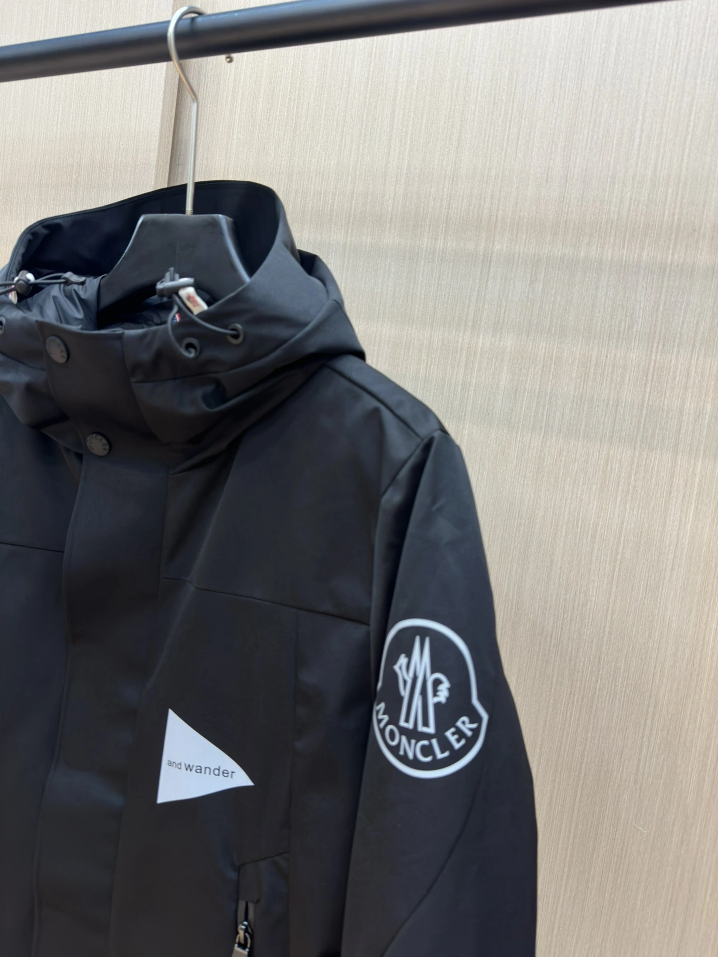 Moncler Down Jackets AllSeason 146243