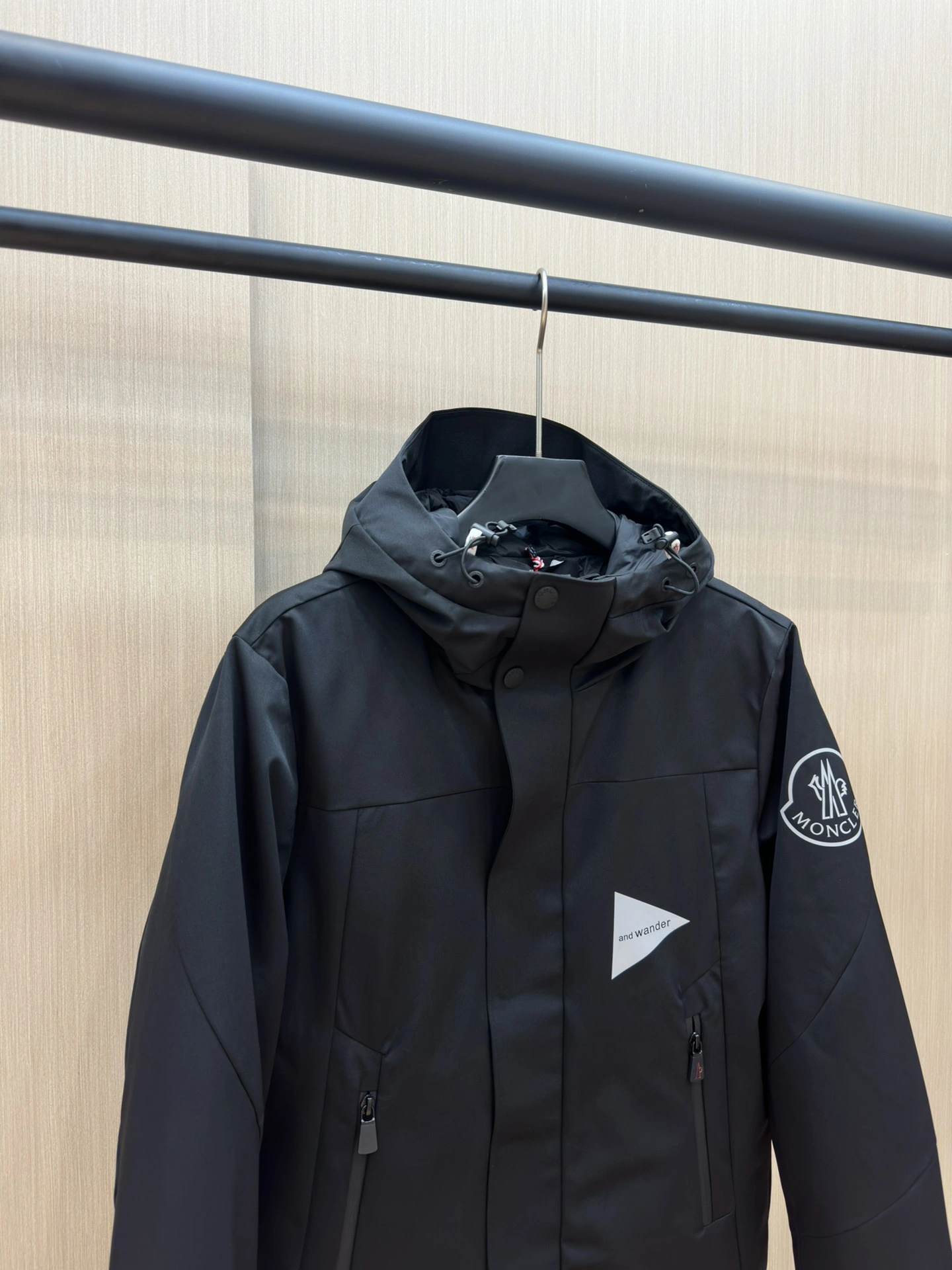 Moncler Down Jackets AllSeason 146243